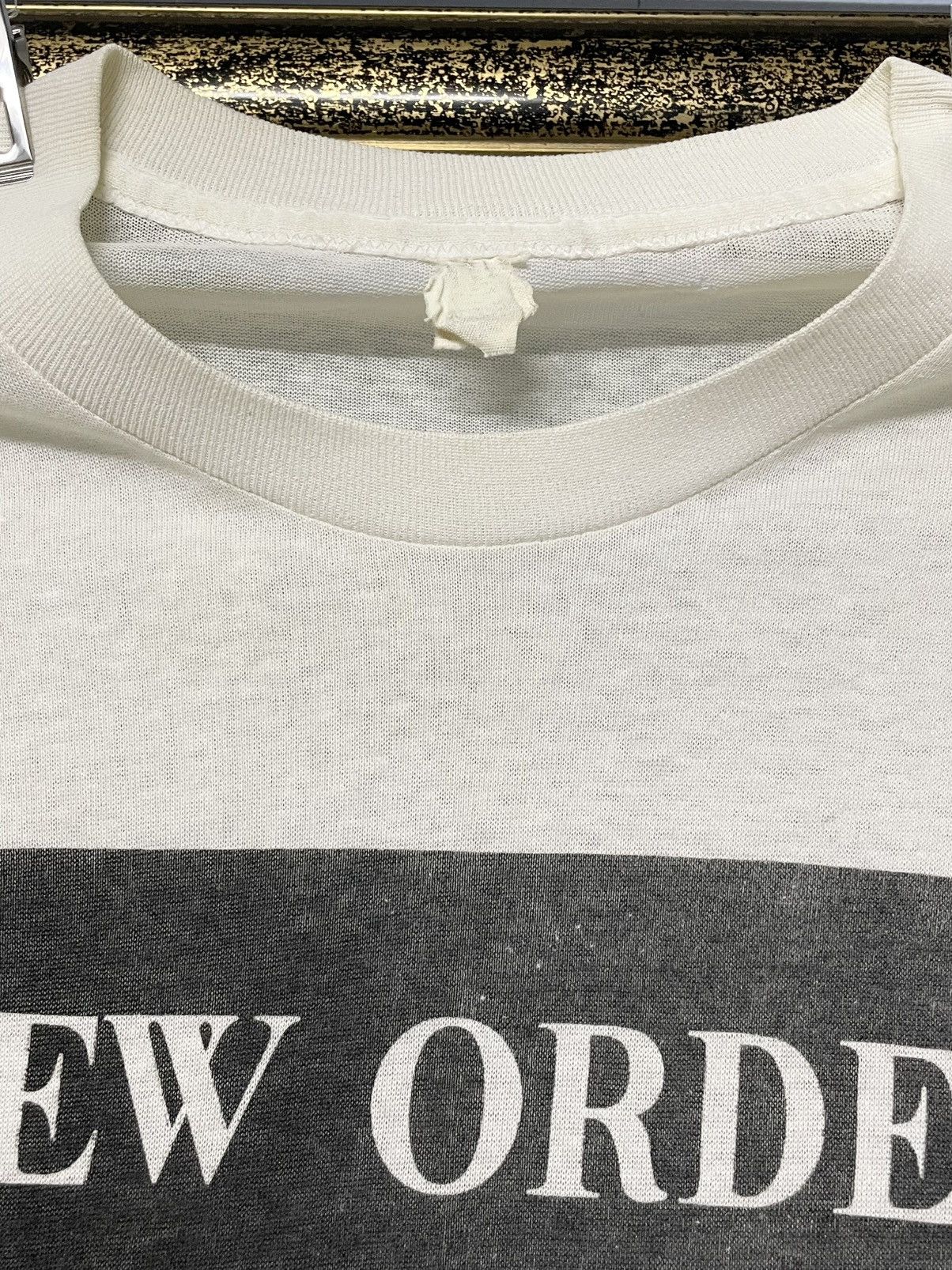Vintage Vintage 80s New Order Post Punk Single Stitch Rare Find Tee Size US M / EU 48-50 / 2 - 10 Thumbnail