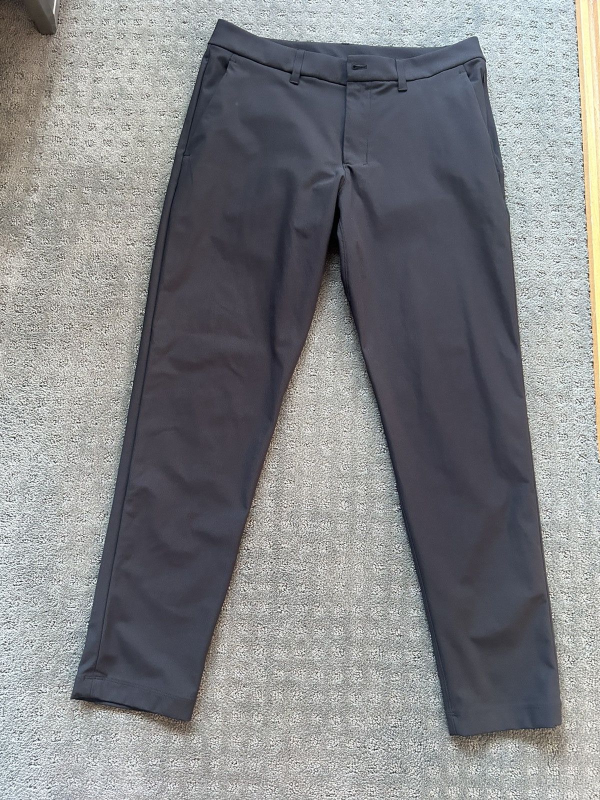 Lululemon Lululemon Men’s ABC pants in black Size US 33 - 1 Thumbnail
