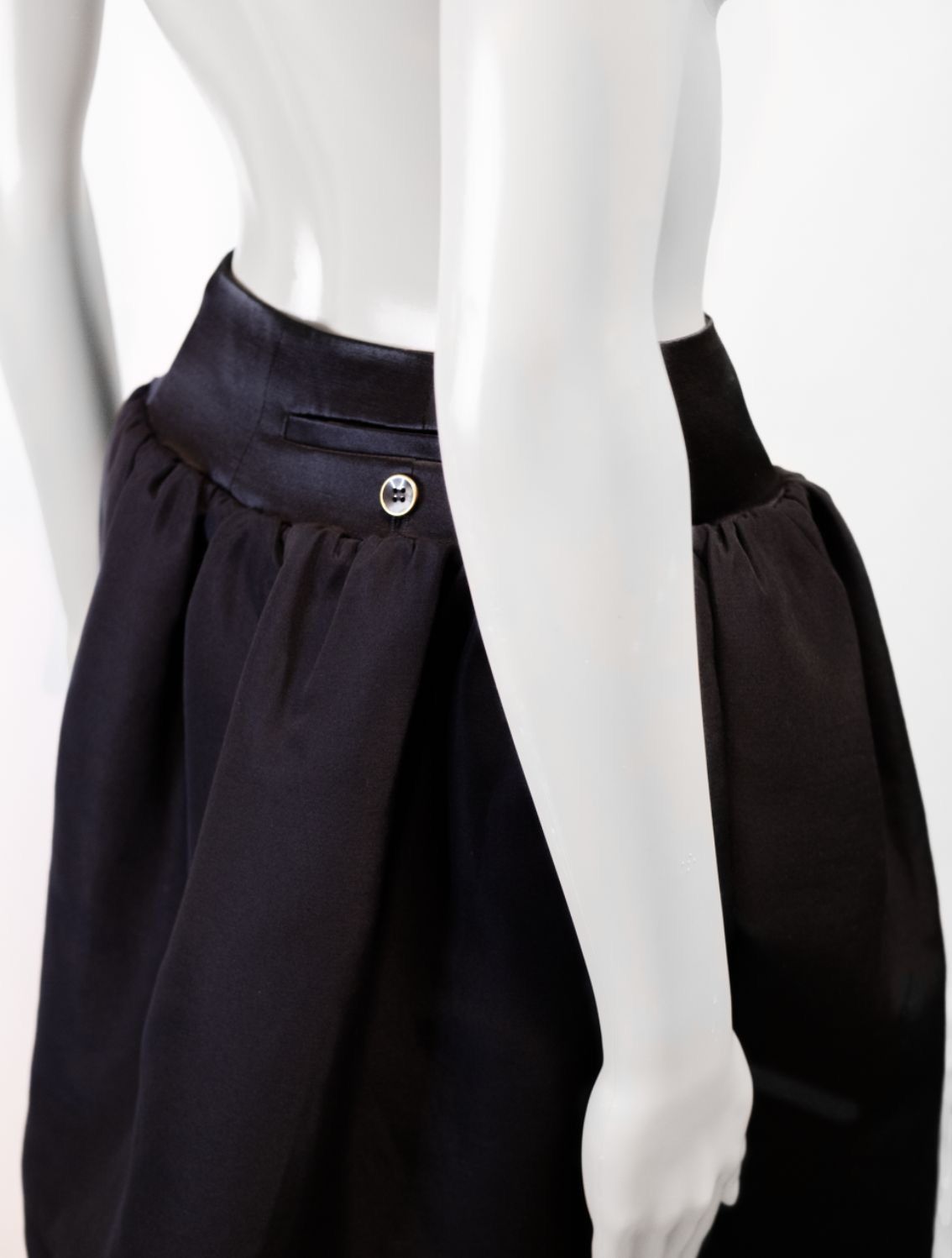 Undercover UNDERCOVER ┊͙ SS15 ⋆ LOOK 42 ⋆ MINISKIRT Size 25" / US 0 / IT 36 - 3 Thumbnail