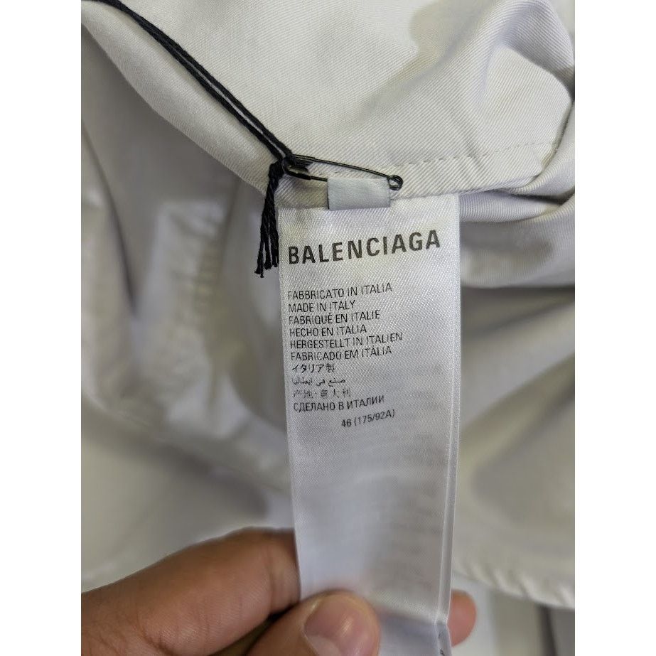 Balenciaga o1rshd1 Padded Shirt Cotton Twill in Dirty White Size US S / EU 44-46 / 1 - 16 Thumbnail