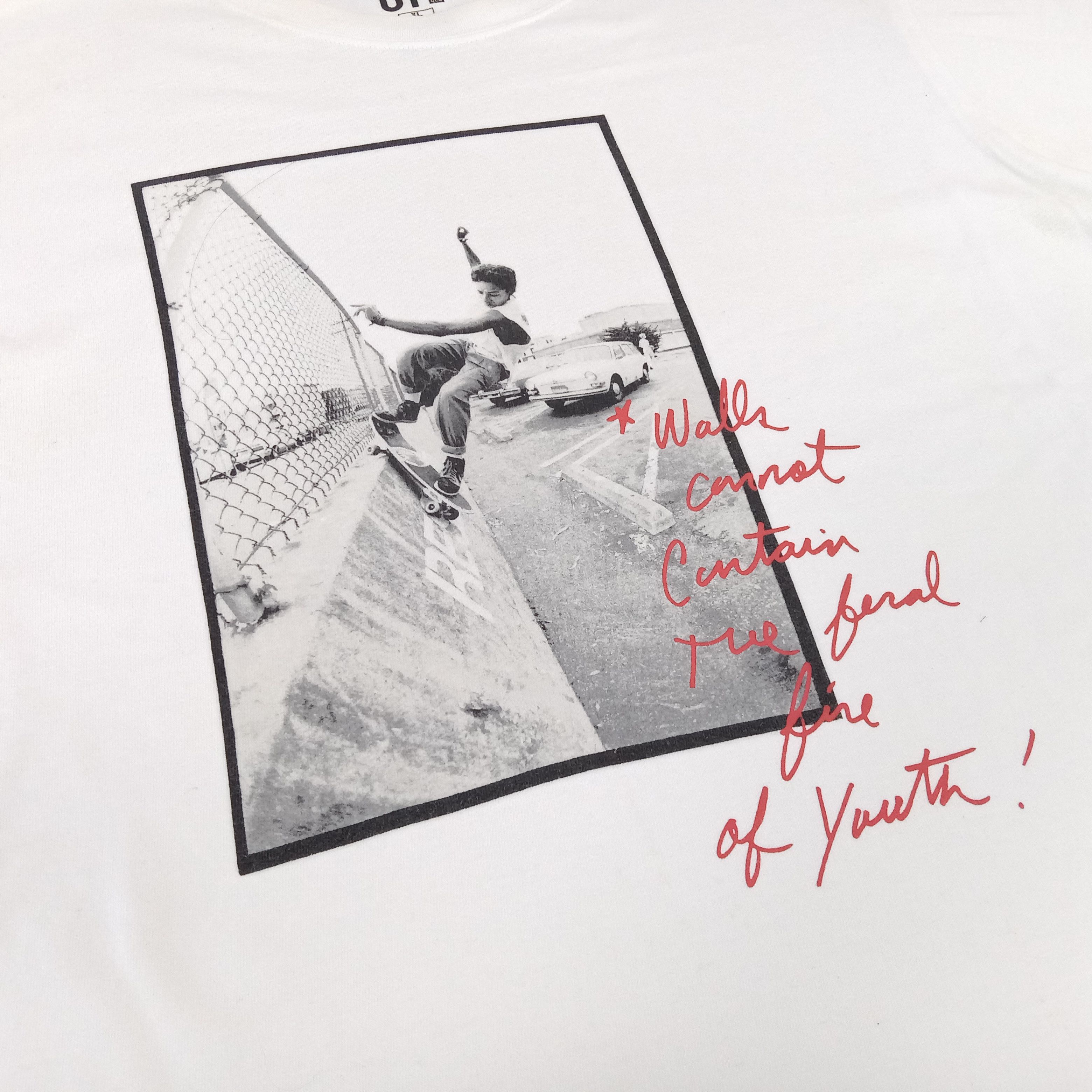 Japanese Brand Tommy Guerrero Skateboard Photo Print Design Tshirt Size US XL / EU 56 / 4 - 2 Thumbnail