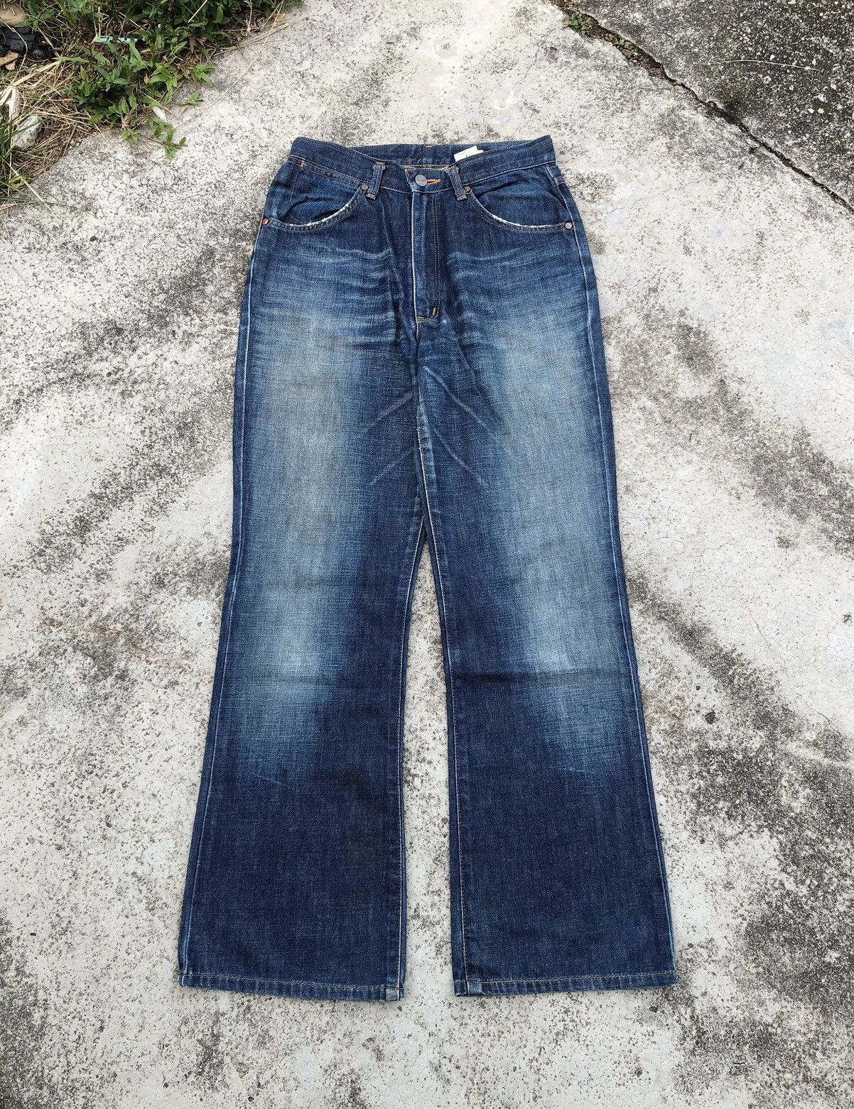 Vintage FLARED⚡️⚡️VINTAGE WRANGLER BLUE BELL DENIM Size US 27 - 1 Thumbnail