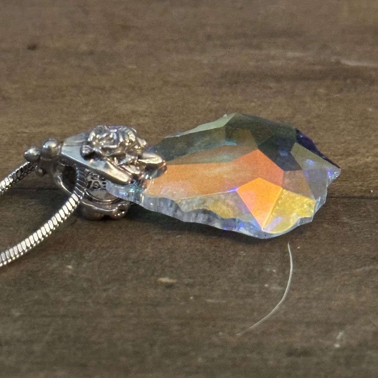 Other Silver tone aurora borealis crystal pendant necklace Size ONE SIZE - 4 Thumbnail