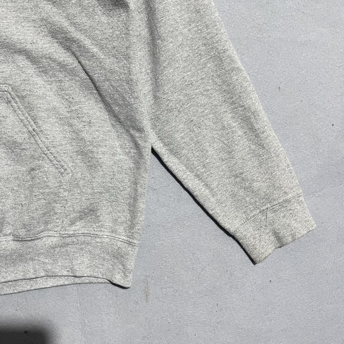 Vintage Vintage Expedia “Busy Bee” Mascot Zip Hoodie – Grey – Size M Size US M / EU 48-50 / 2 - 6 Thumbnail