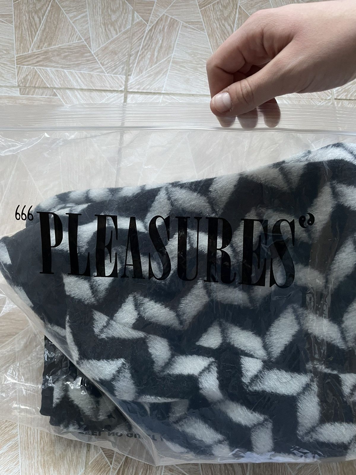 Pleasures Skate Y2K Rare Pleasures Wool Fleece Drifter Fuzzy Jacket L Size US L / EU 52-54 / 3 - 6 Thumbnail