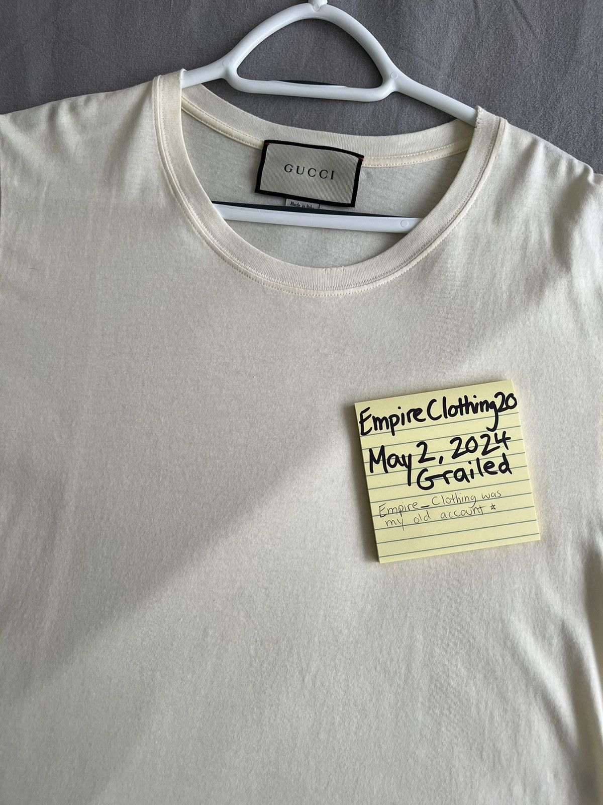 Gucci Offwhite/Beige Tshirt “Gucci” on Back
