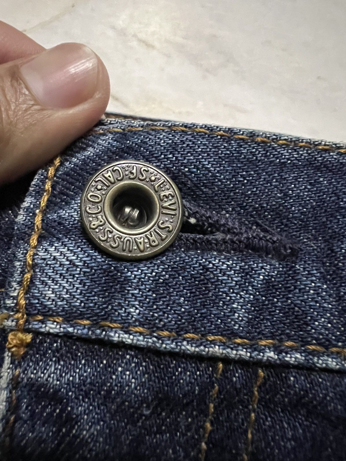 Levi's 90’s LEVIS 503 DISTRESSED JEAN Size US 31 - 12 Thumbnail