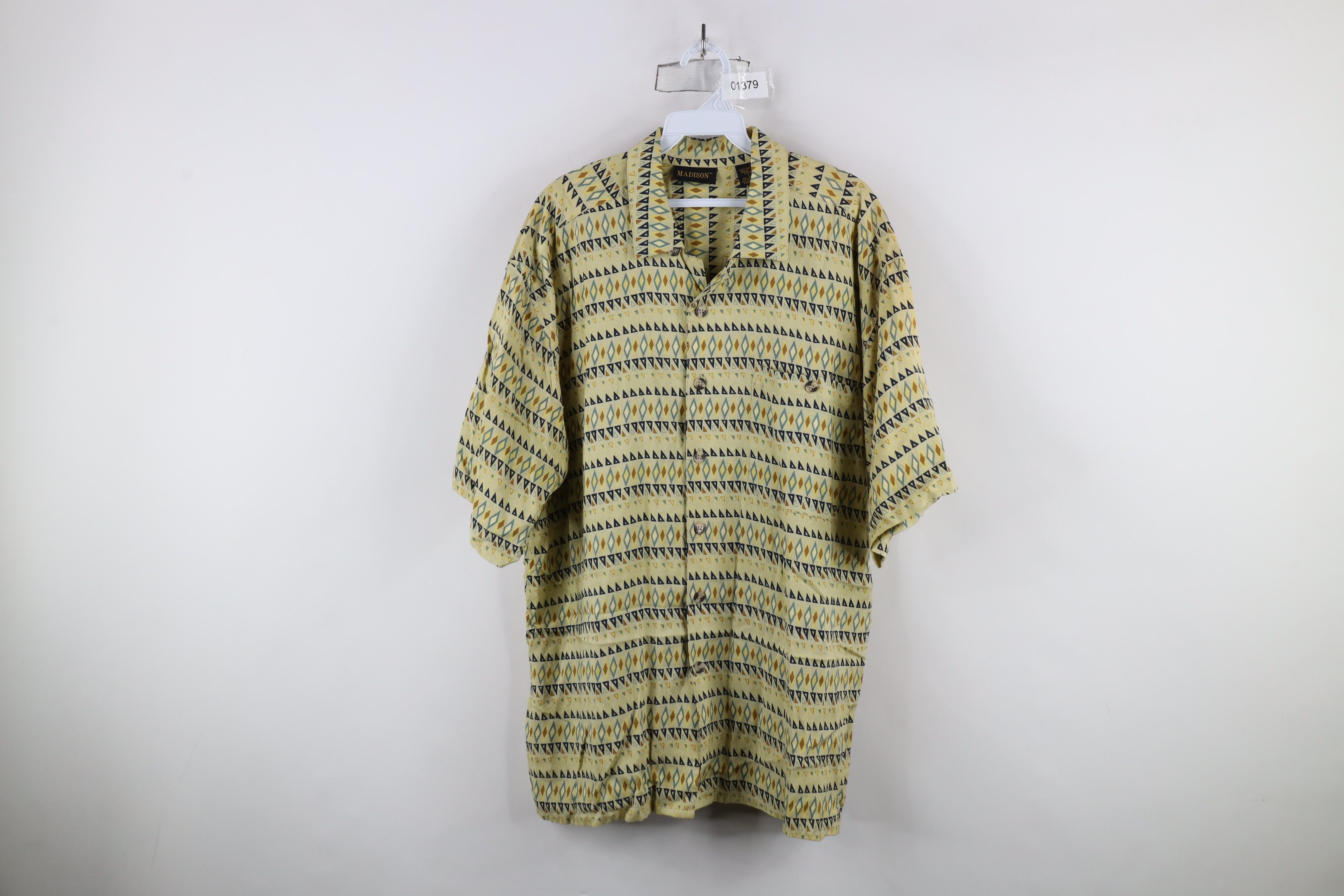 Vintage Vintage 90s Rockabilly Collar Short Sleeve Button Shirt Size US XL / EU 56 / 4 - 1 Thumbnail