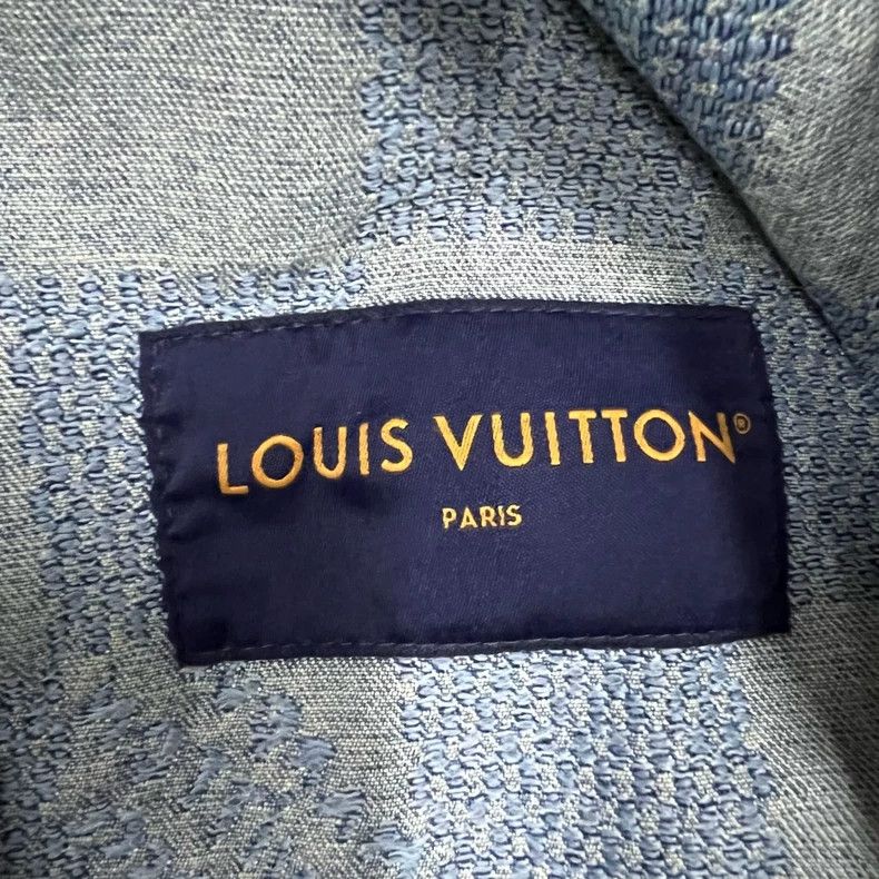 Louis Vuitton Louis Vuitton Blue plaid printed denim jacket 2501-Nextarro Size US M / EU 48-50 / 2 - 5 Thumbnail