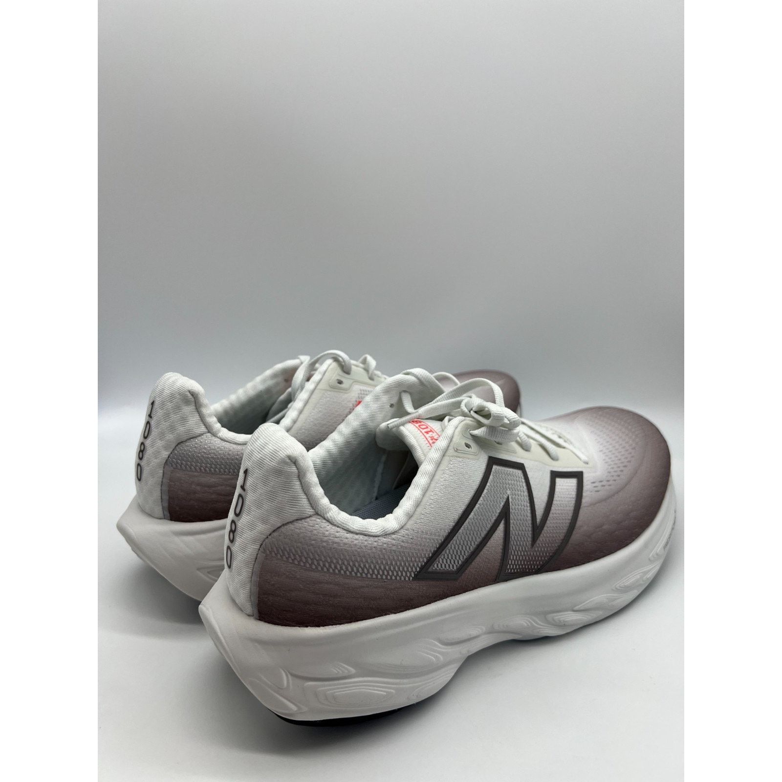New Balance Fresh Foam 1080v14 Earth Shadow M108014F Men’s Size 11 New New Balance Fresh Foam 1080v14 Earth Shadow M108014F Men 11 main image 2