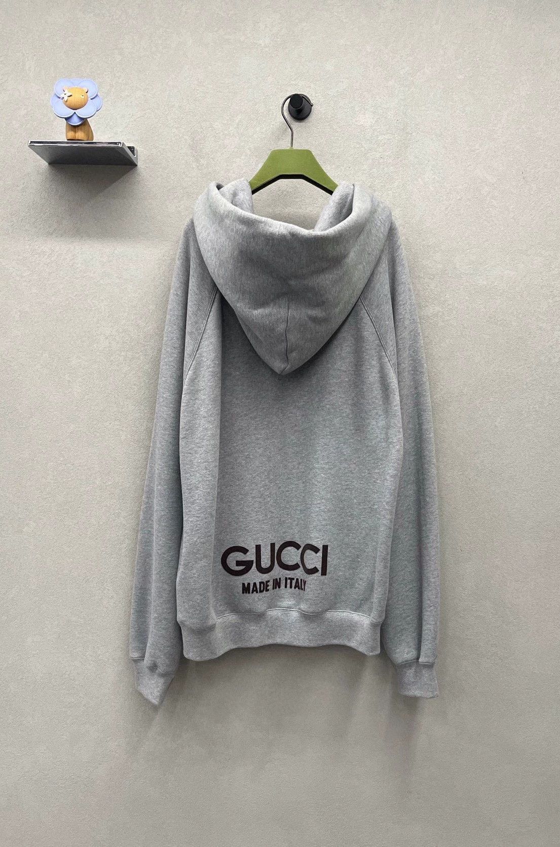 Gucci gucci gray hooded sweatshirt size large Size US L / EU 52-54 / 3 - 2 Thumbnail