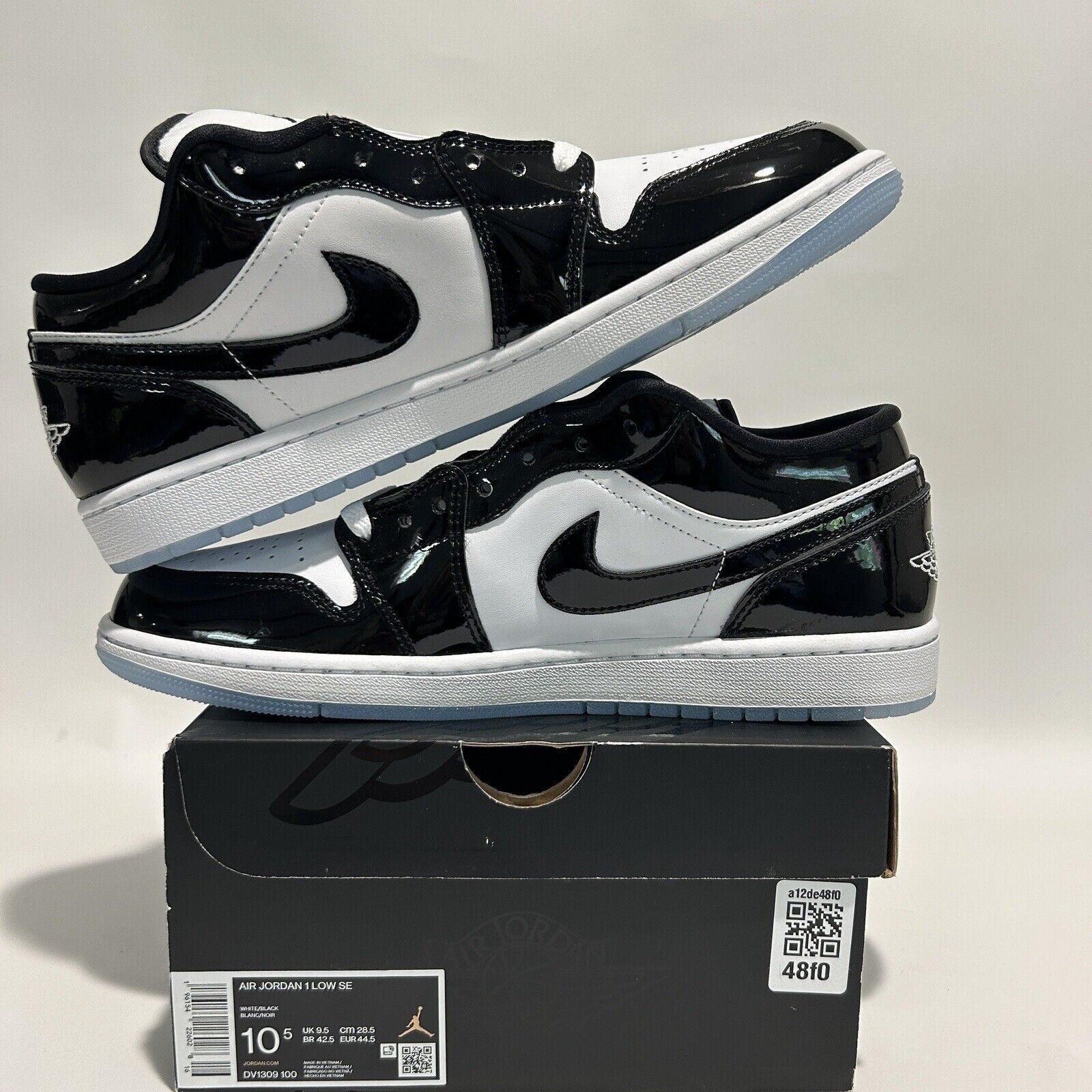 Nike Nike Air Jordan 1 Low SE Retro “Concord/White Black” 2024 Size US 10.5 / EU 43-44 - 3 Thumbnail