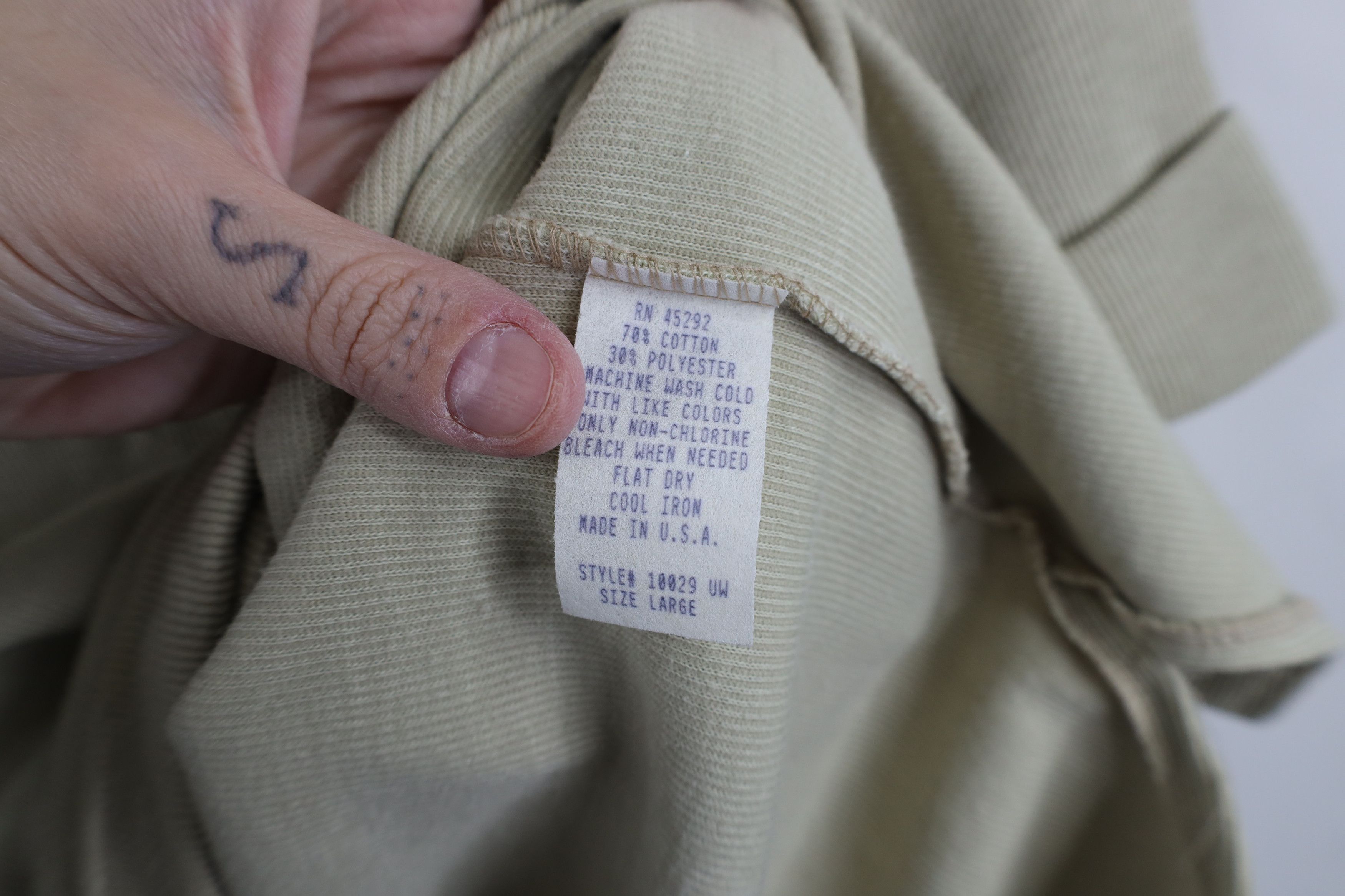 Express × Vintage Vintage 90s Express Thermal Ribbed Knit V-Neck T-Shirt Beige Size L / US 10 / IT 46 - 10 Thumbnail