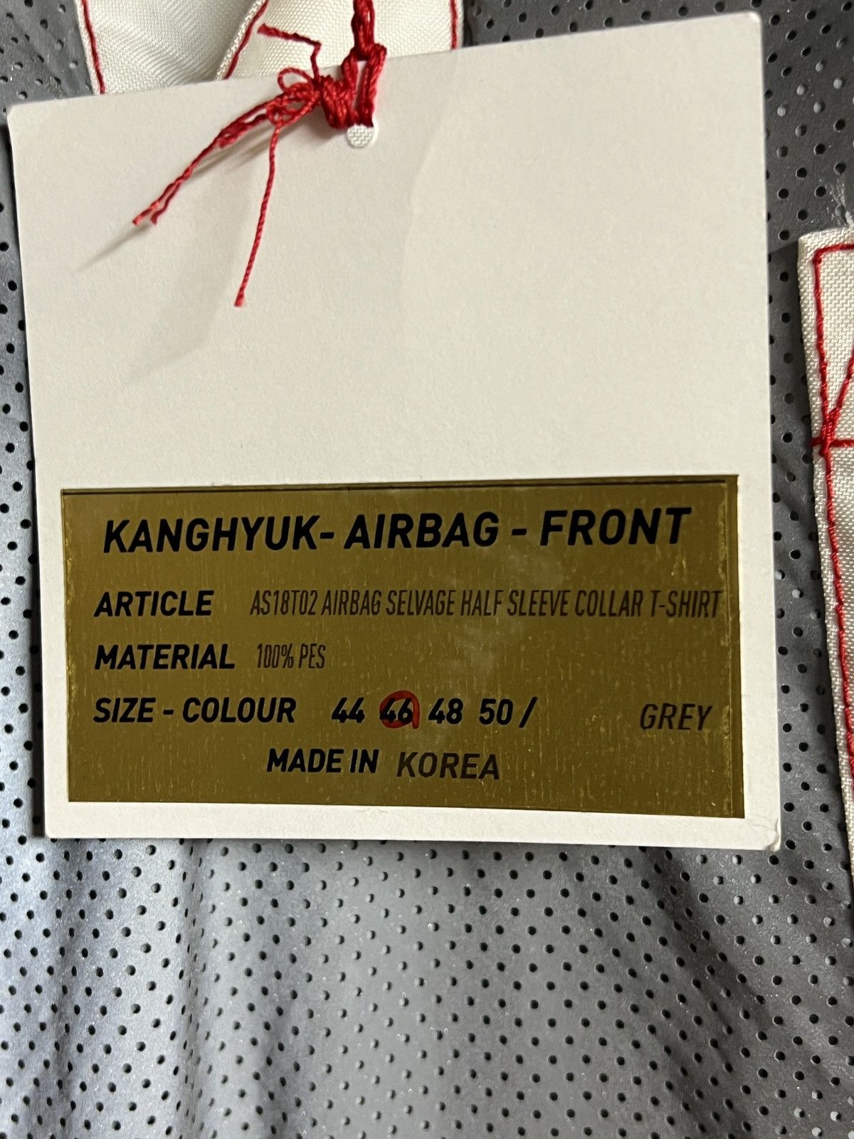 KANGHYUK Reflective collar short sleeve T-shirt Size US M / EU 48-50 / 2 - 8 Thumbnail