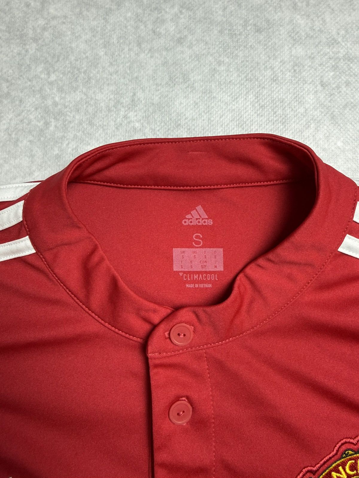 Adidas Adidas × Manchester United 2017/18 Home Kit Soccer Jersey S Size US S / EU 44-46 / 1 - 5 Thumbnail