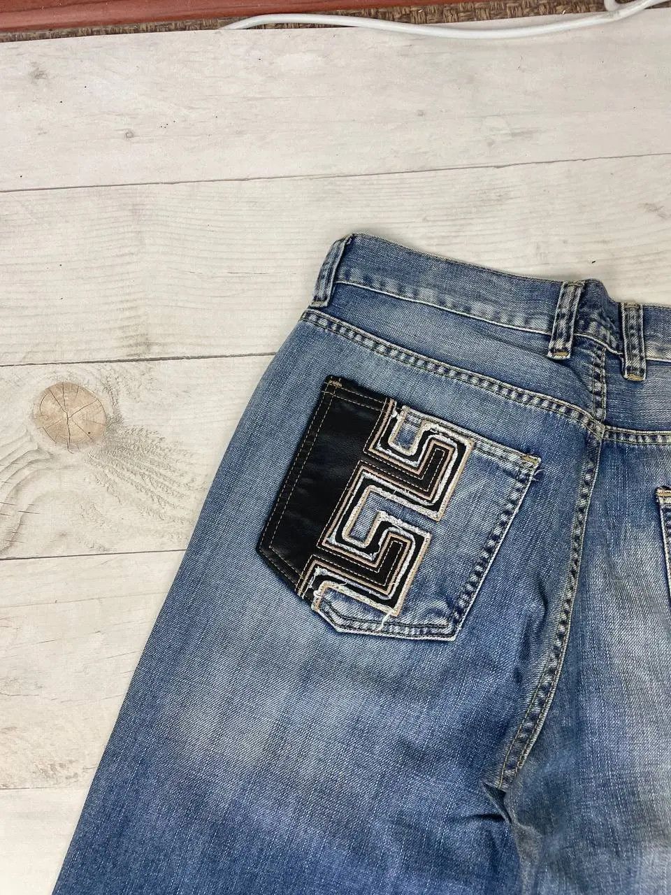 Versace NEW Vintage Versace Classic V2 Big Logo Baggy Jeans 90s Size US 32 / EU 48 - 14 Thumbnail