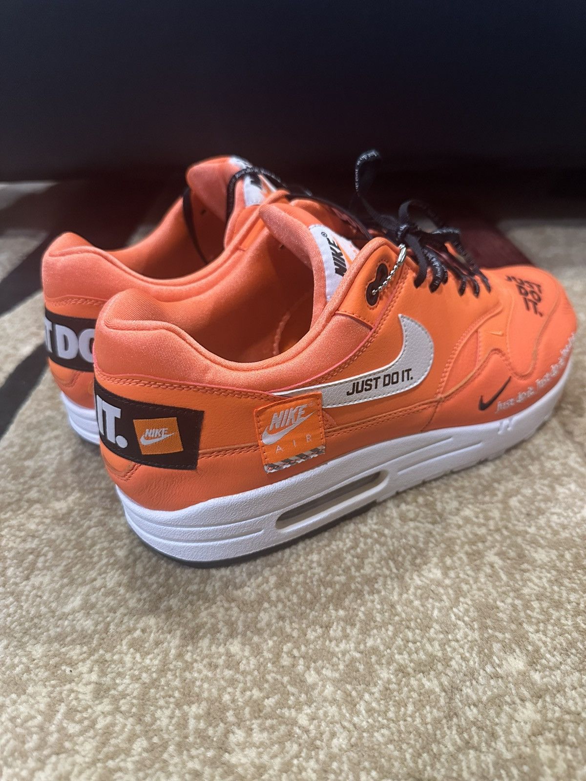 Nike Nike Just Do It Pack Air Max 1 Sz 11 GREAT CONDITION NO BOX Size US 11 / EU 44 - 1 Thumbnail