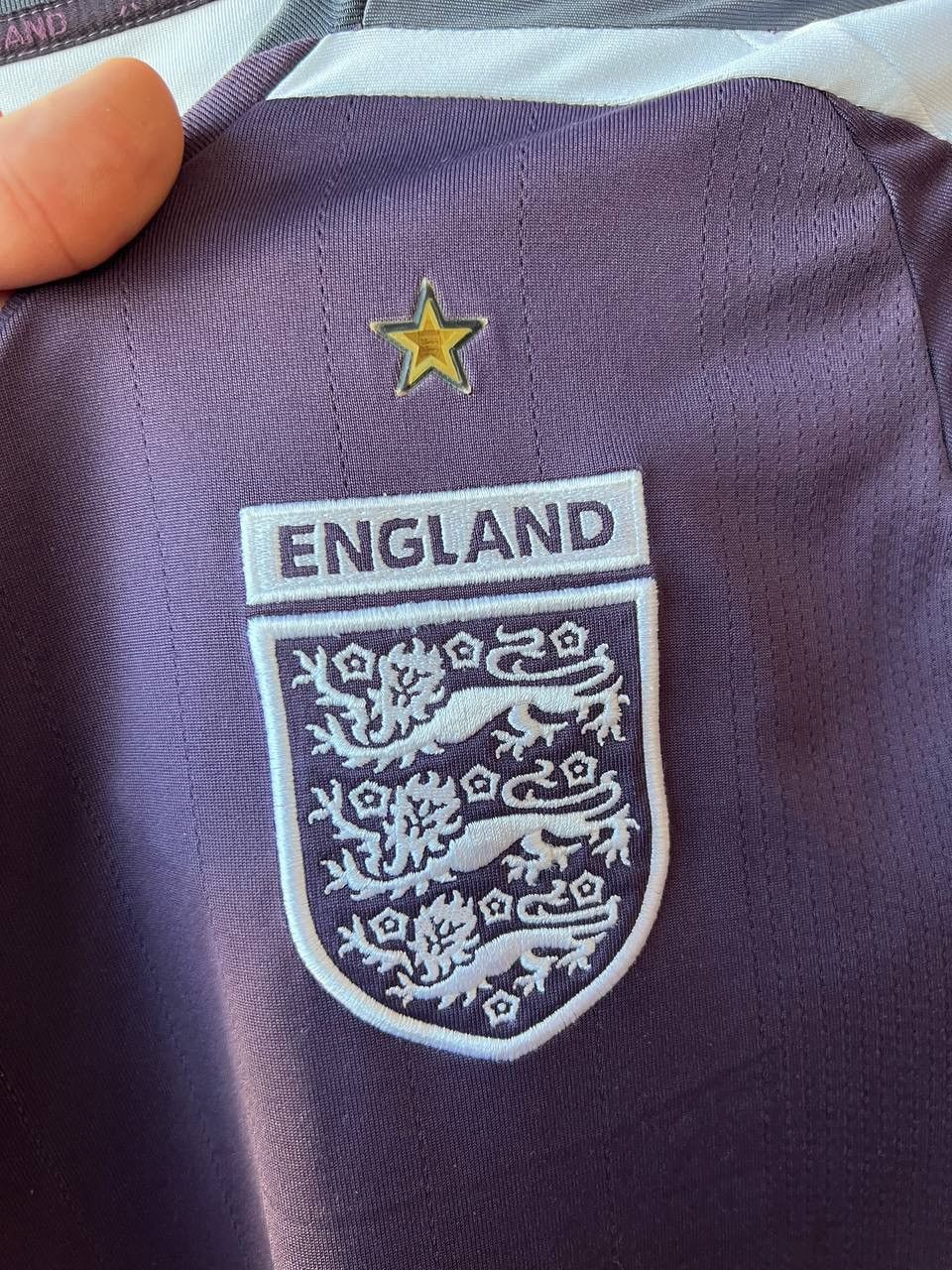 Umbro 2007/09 ENGLAND TEAM GK SOCCER JERSEY FOOTBALL SHIRT UMBRO L Size US L / EU 52-54 / 3 - 10 Thumbnail