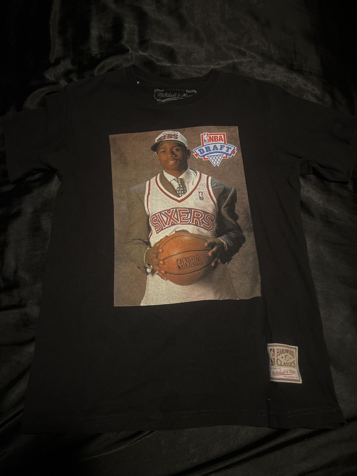 Mitchell & Ness × Vintage Allen Iverson T-shirt Size US S / EU 44-46 / 1 - 1 Thumbnail