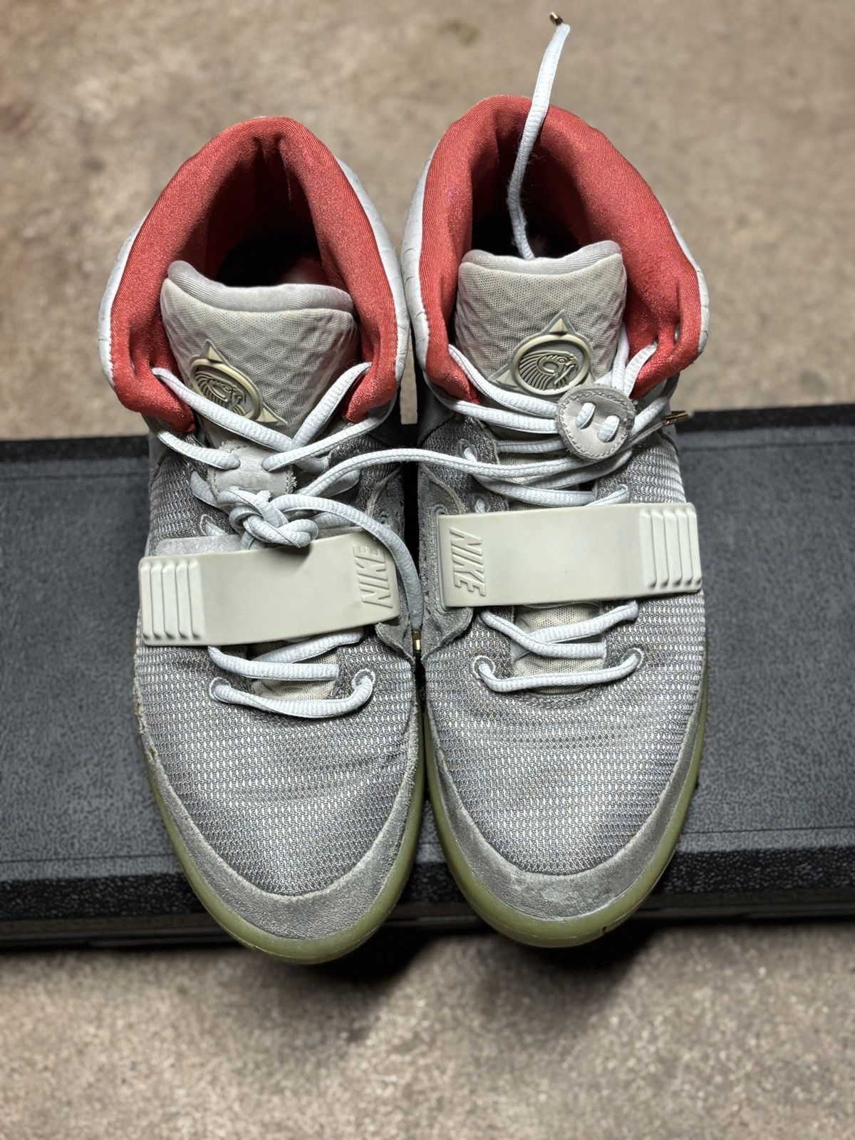 Kanye West × Nike Nike Air Yeezy 2 NRG 'Pure Platinum' Size US 11 / EU 44 - 7 Thumbnail
