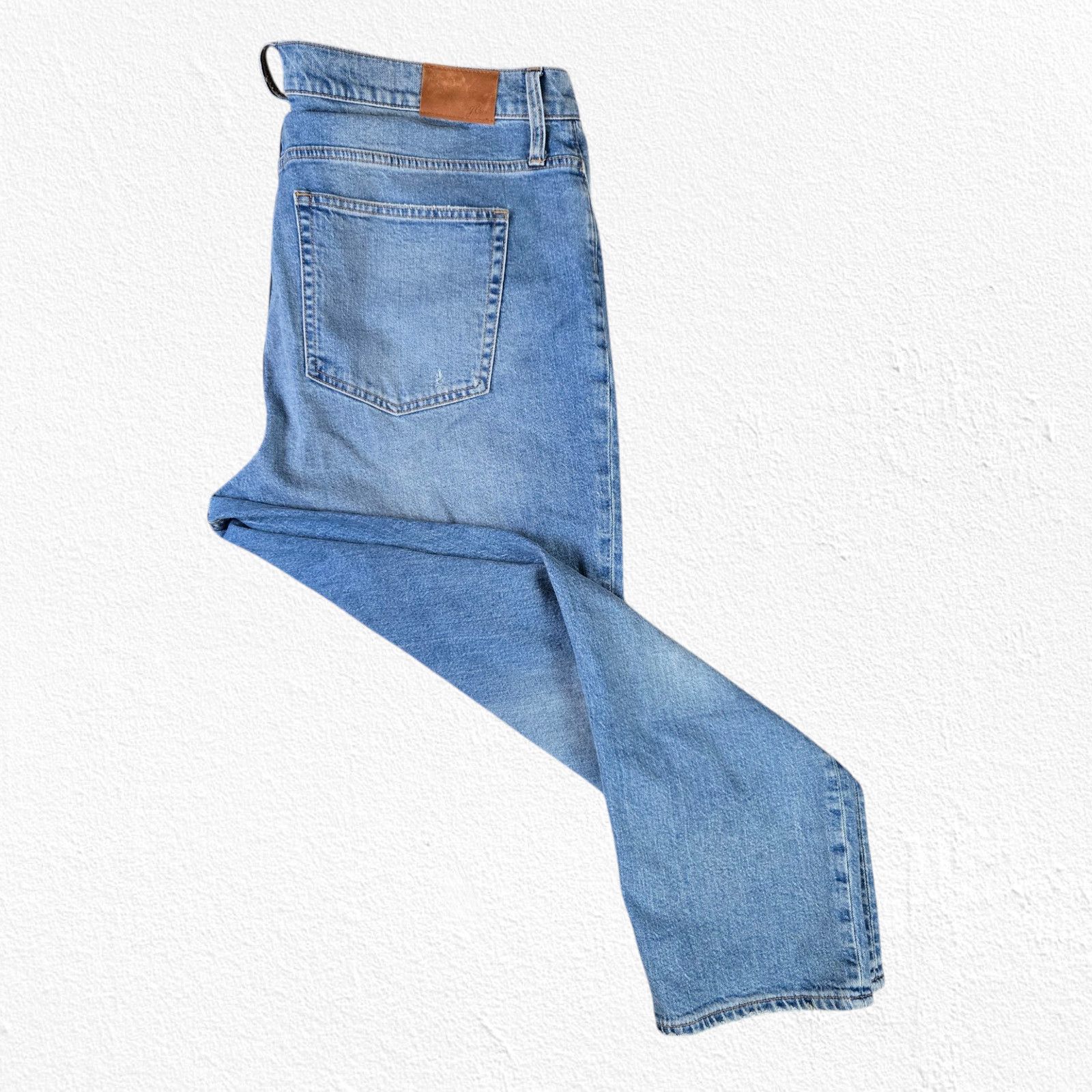 J.Crew J. Crew Medium Wash Ankle Slim Boyfriend Jeans Size 34 Size 40" / US 18 - 10 Thumbnail