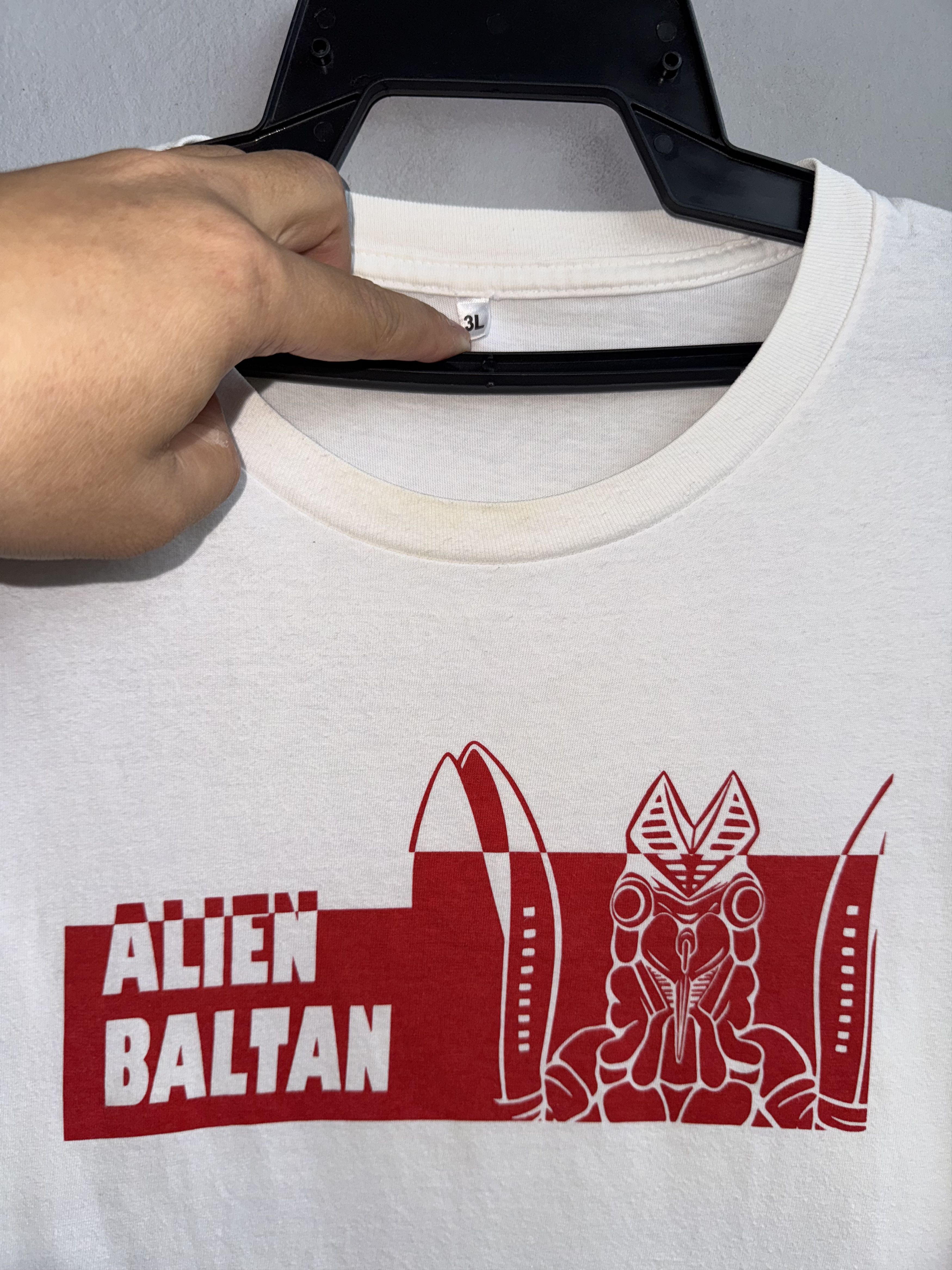 Anime × Japanese Brand Alien Baltan Ultraman Tee Size US L / EU 52-54 / 3 - 2 Thumbnail