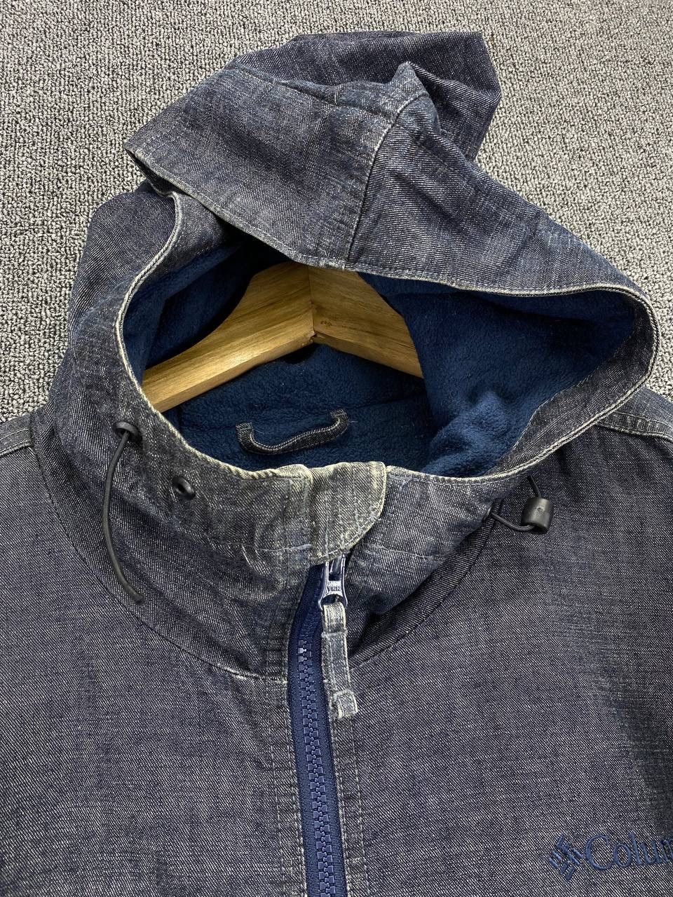 Columbia Vintage Columbia Hooded Zip Up Denim Jacket Size US XL / EU 56 / 4 - 14 Thumbnail