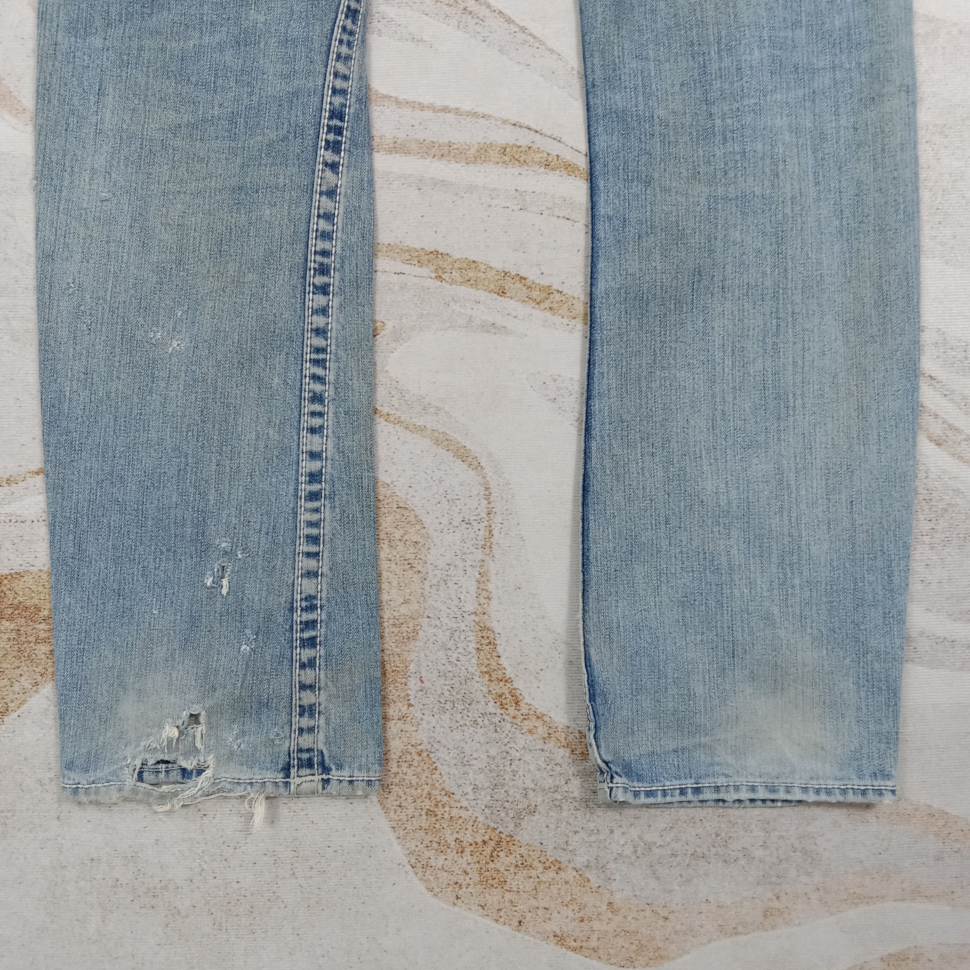 True Religion True Religion American Distressed Denim Jeans C272N13 Size US 33 - 4 Thumbnail