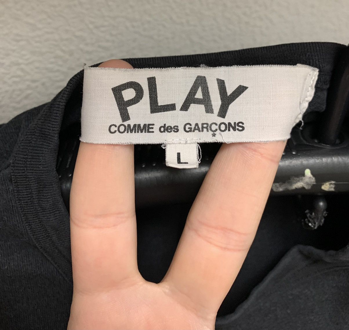 CDG by Comme des Garcons Comme des garçons Play black t-shirt L sz Size US L / EU 52-54 / 3 - 3 Thumbnail