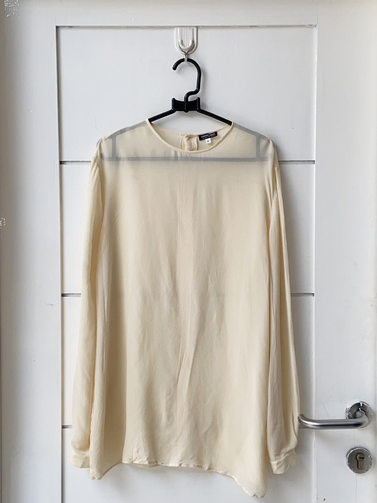 Giorgio Armani GIORGIO ARMANI Cream Mesh Shirt Size US S / EU 44-46 / 1 - 8 Thumbnail