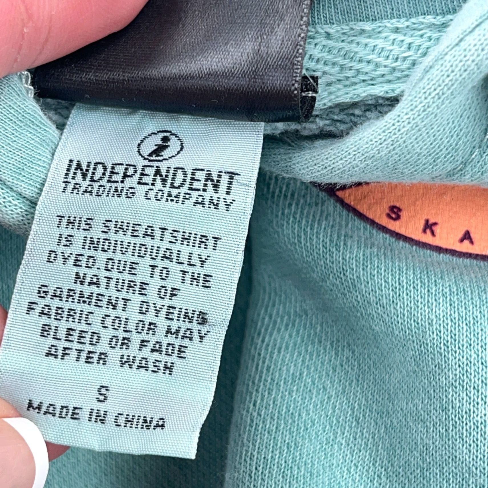 Vintage Santa Cruz Hoodie Men S Blue Sweatshirt Teal Logo Embroidered Pullover Knitted Fleece Pockets Hooded Regular Size S Shirt Size US S / EU 44-46 / 1 - 5 Thumbnail