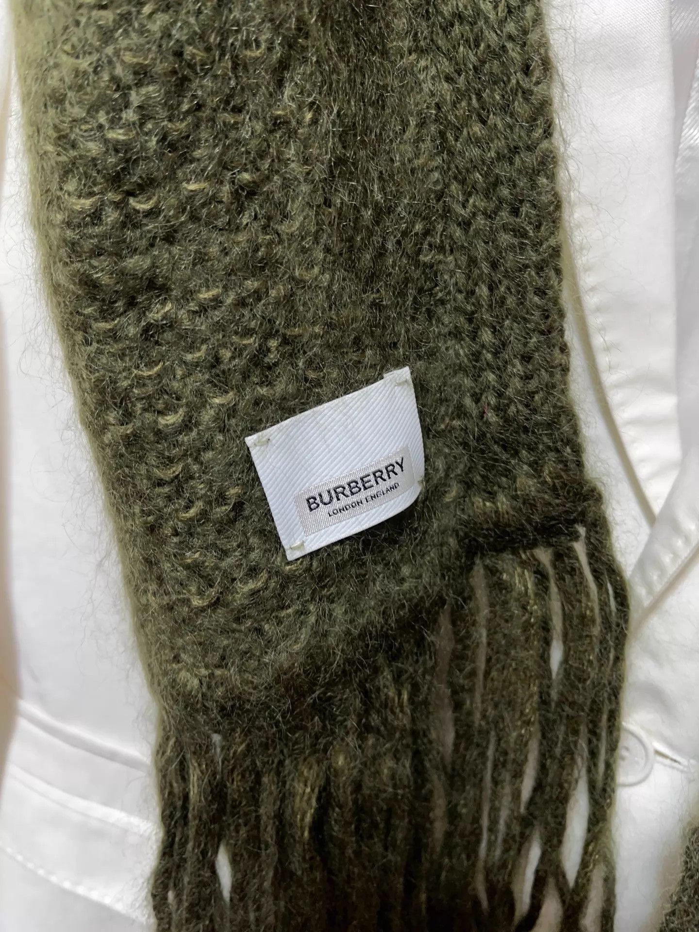 Burberry Green Knit Scarf with Fringes Size ONE SIZE - 2 Thumbnail