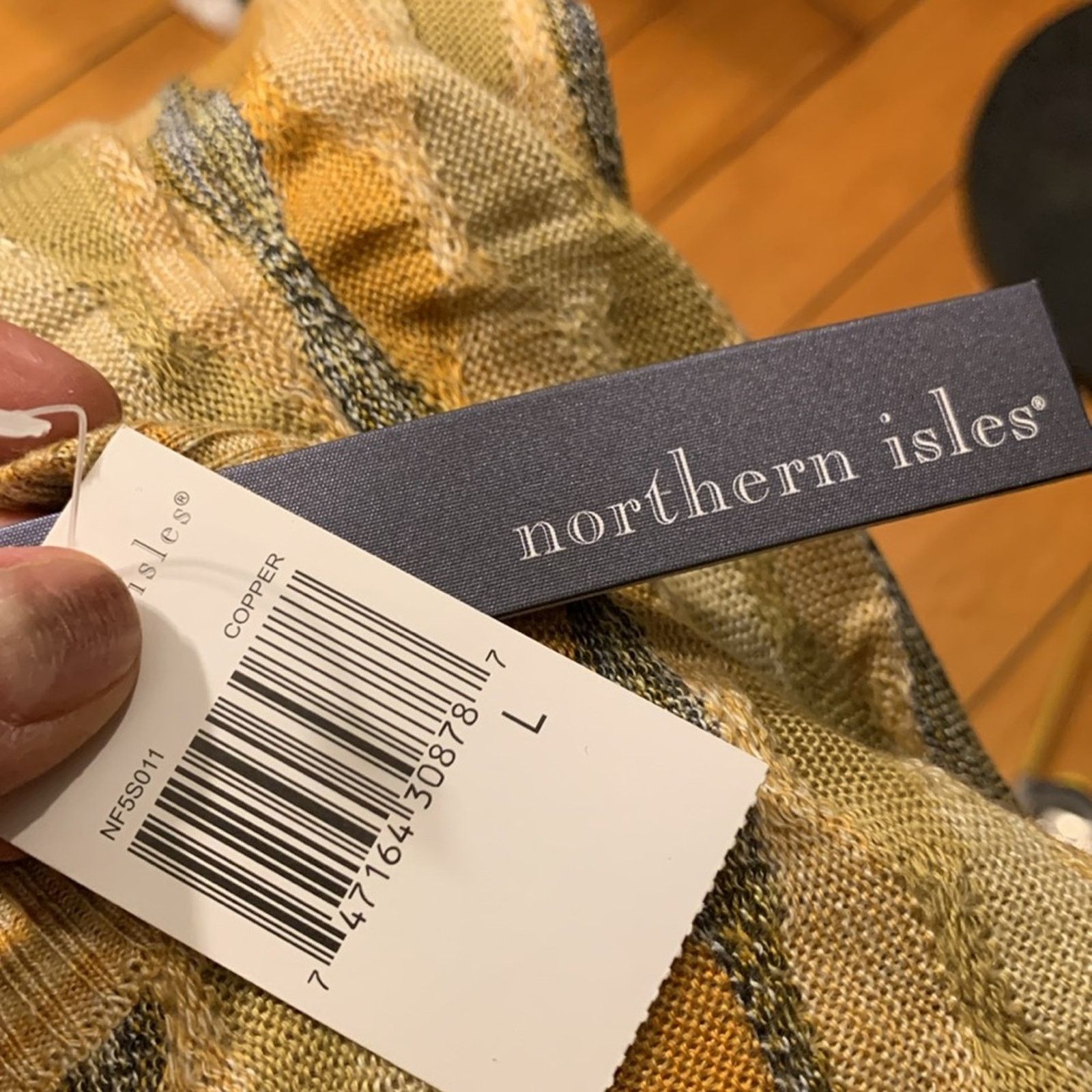 Northern Isles BNWT Northern Isles sweater Cosby Dr. Huxtable style Size US M / EU 48-50 / 2 - 10 Thumbnail