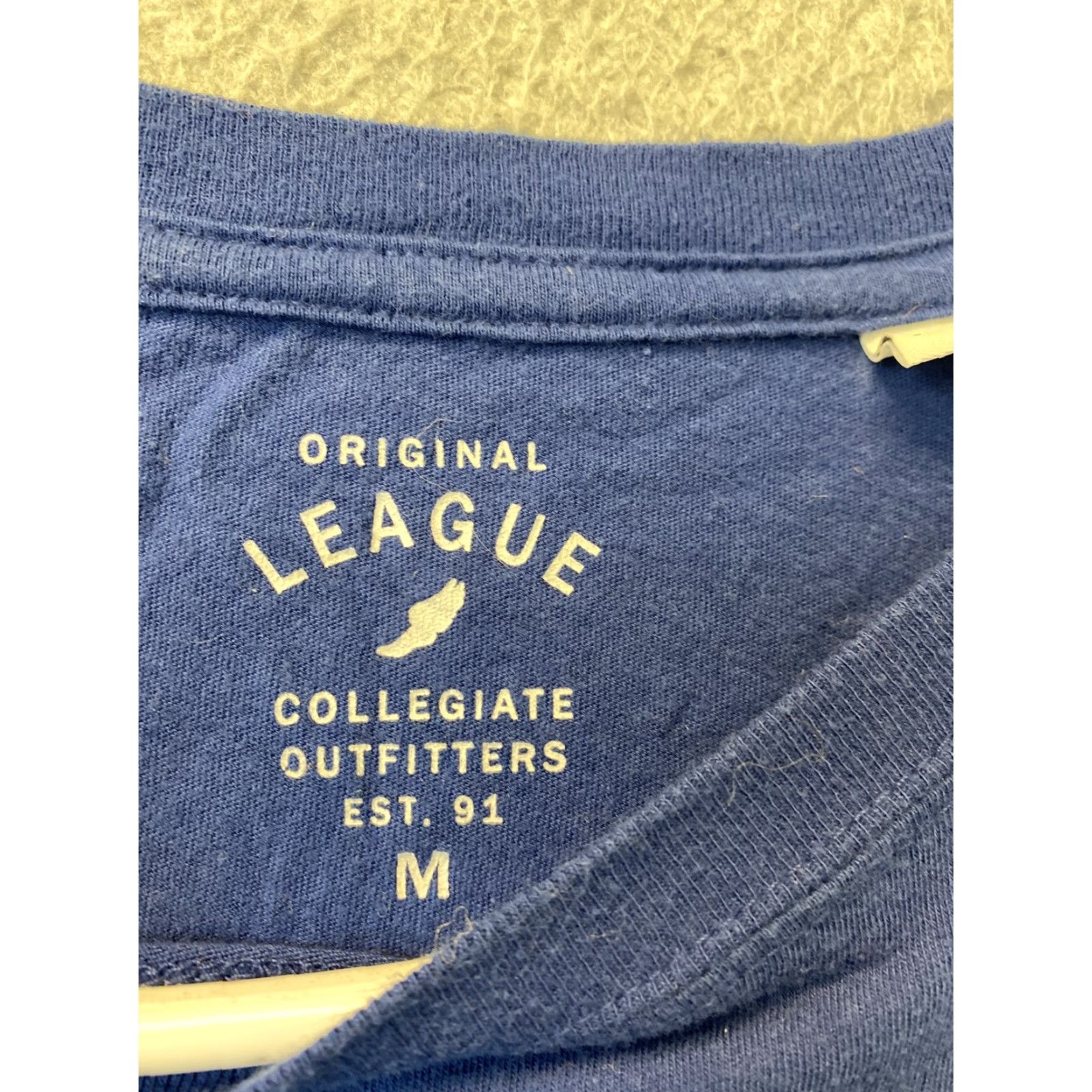 Vintage VINTAGE? (no) Original League Cal State San Marcos T-Shirt Blue Women M Adult Regular Short Sleeve College Tee 47-70 Size M / US 6-8 / IT 42-44 - 3 Thumbnail
