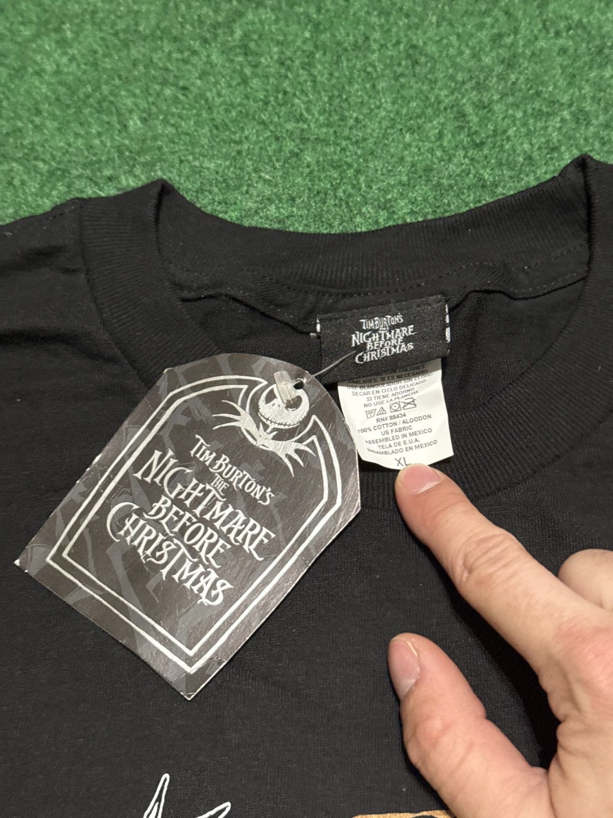 Giant Jack Skellington Nightmare Before Christmas XL T Shirt NWT Size US XL / EU 56 / 4 - 3 Thumbnail