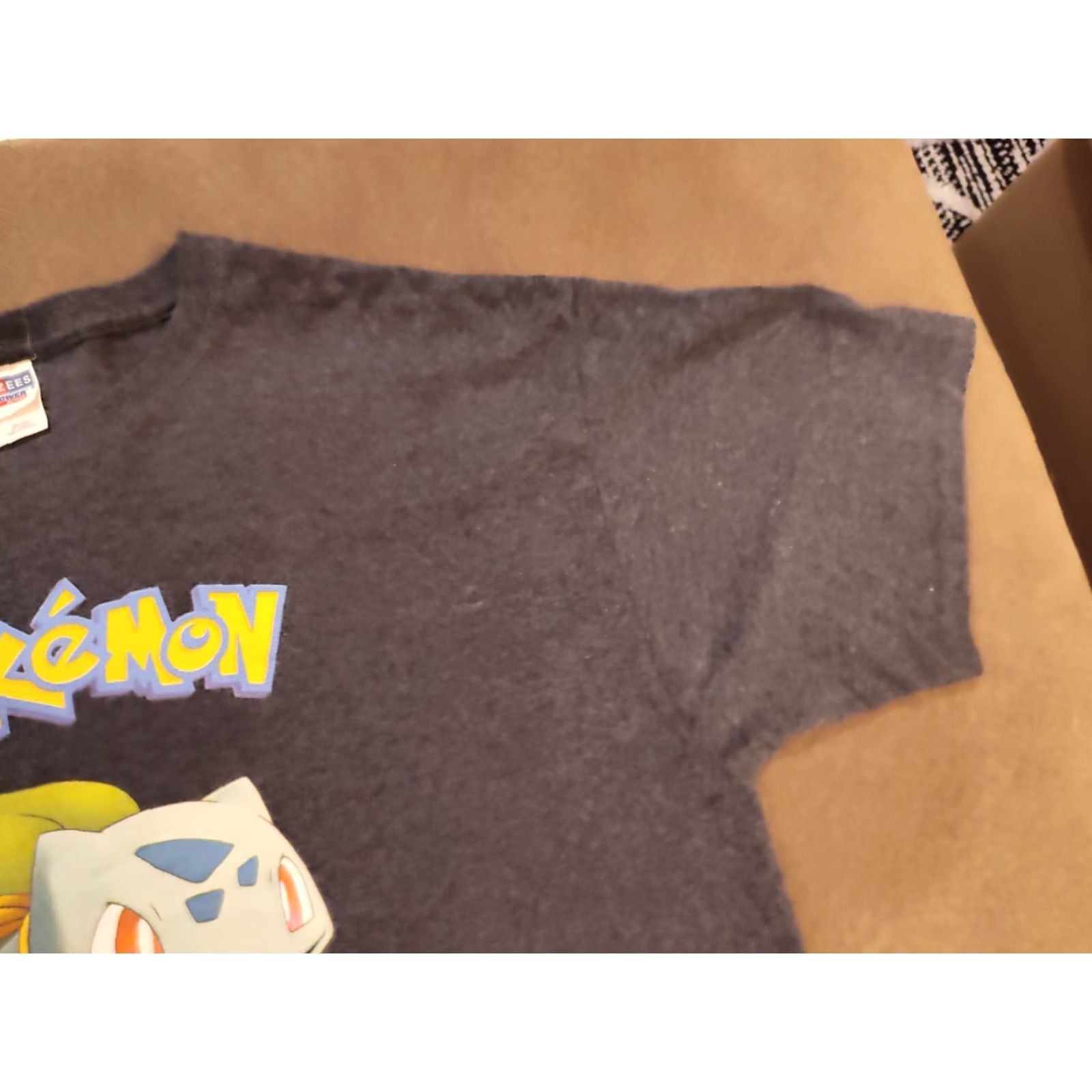 Jerzees VINTAGE JERZEES Pokémon T-Shirt Men Short Sleeve Cotton Blend Gray Y2K Bulbasaur Size L Size US L / EU 52-54 / 3 - 4 Thumbnail