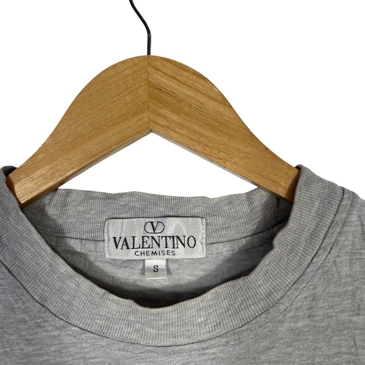 Valentino Valentino Chemises Embroidered Logo T-Shirt Grey Minimalist Size US S / EU 44-46 / 1 - 3 Thumbnail