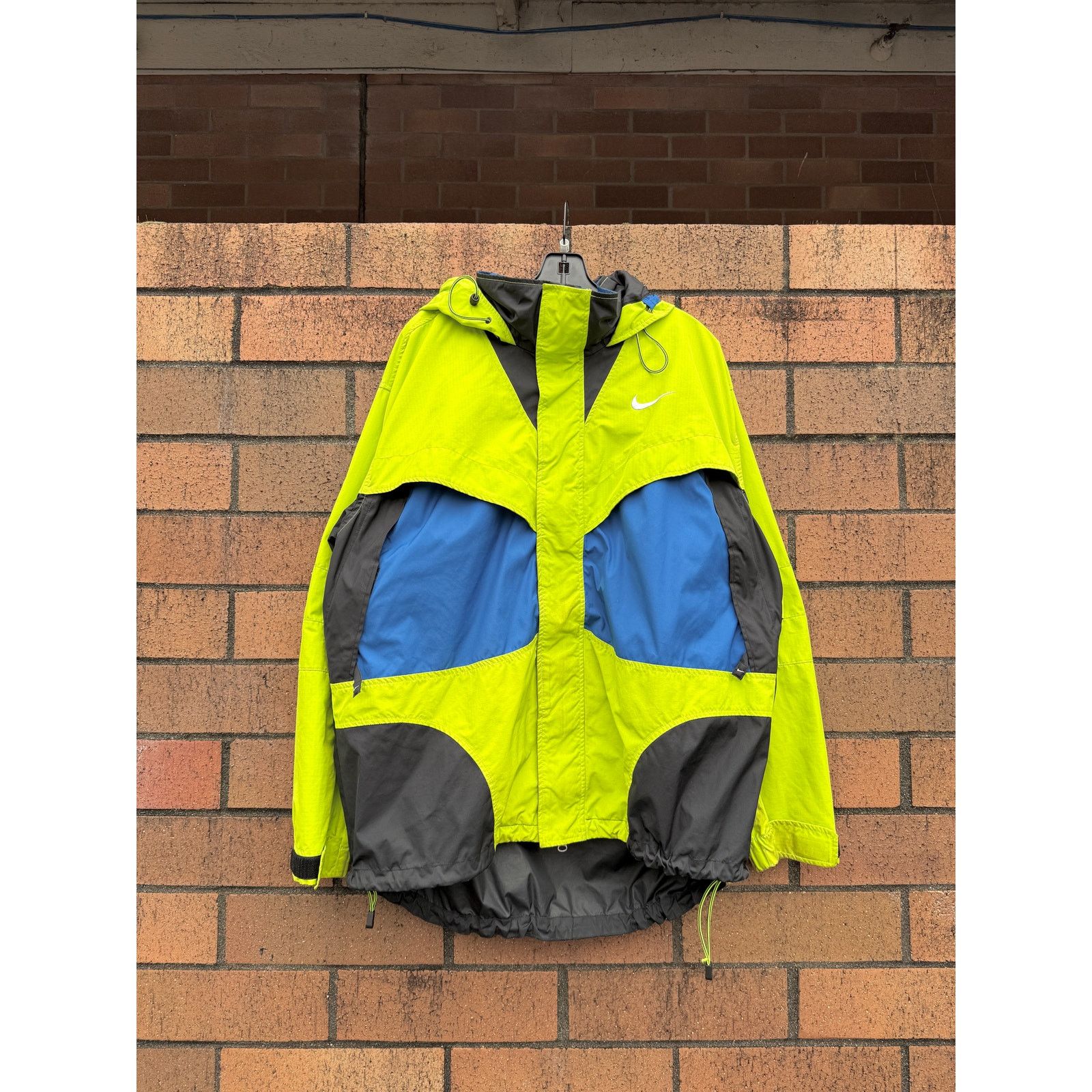2007 Nike ACG Volt Green Blue Vintage Packable Hooded Jacket