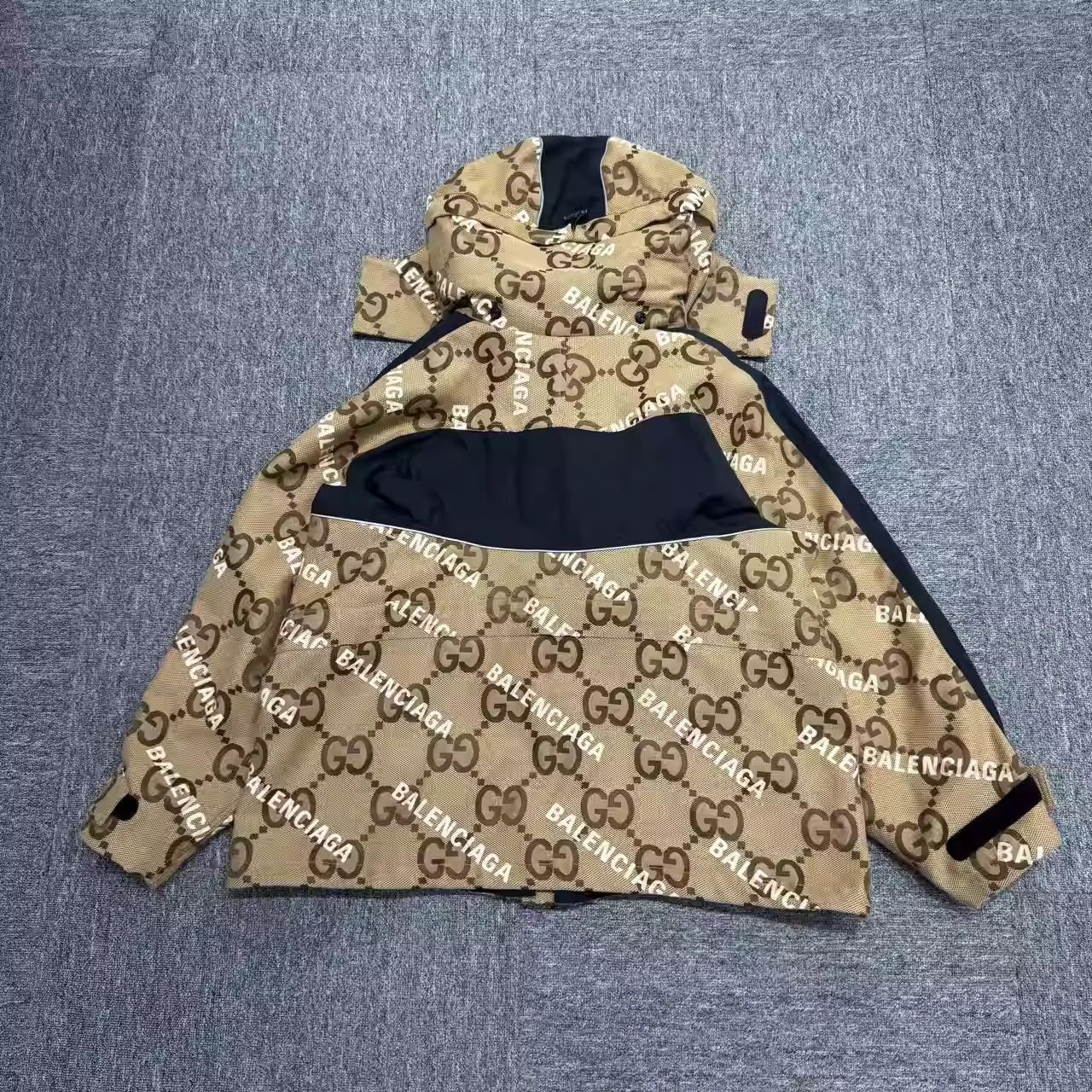 Balenciaga Balenciaga Gucci Co-branded Hardshell Jacket Size US L / EU 52-54 / 3 - 2 Thumbnail