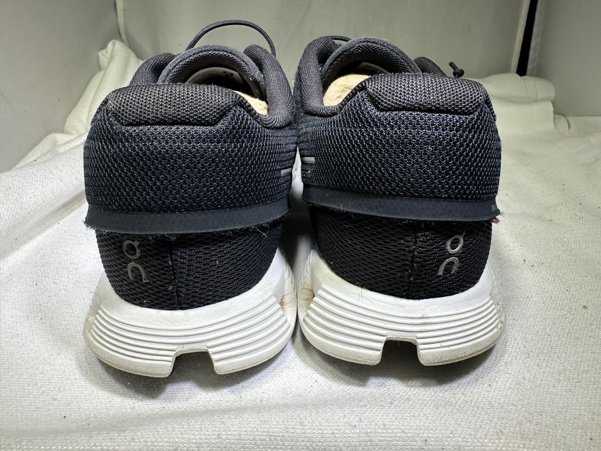 On PreOwned On Running Classic Black White Running Women's 11 Size US 11 / IT 41 - 4 Thumbnail
