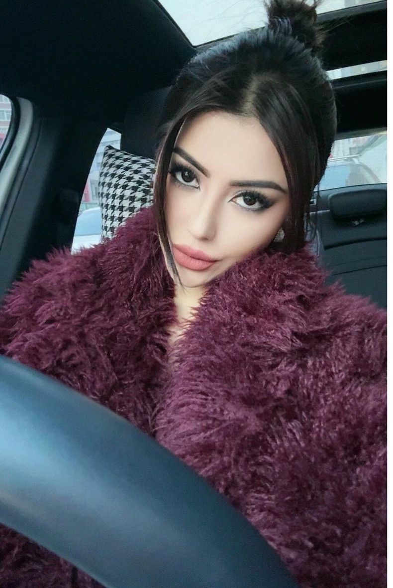Maison Margiela Maison Margiela Size 36 Burgundy fur coat 2501-Nextarrow Size US XXS / EU 40 - 8 Thumbnail