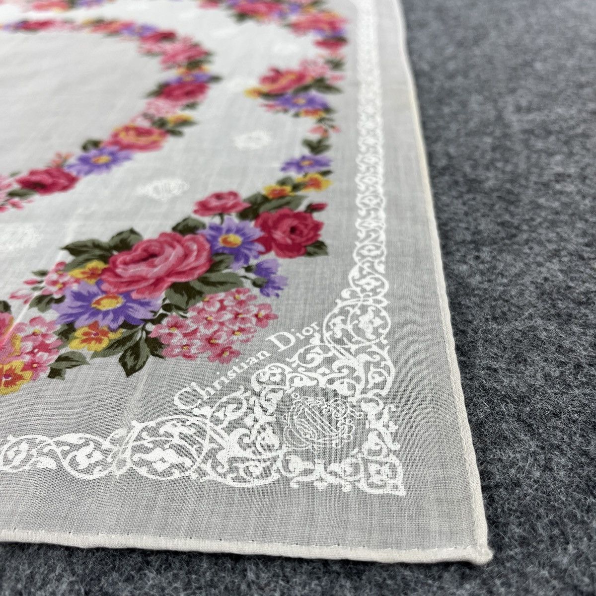 Vintage Christian Dior Handkerchief / Bandana / Neckerchief B094 Size ONE SIZE - 5 Thumbnail