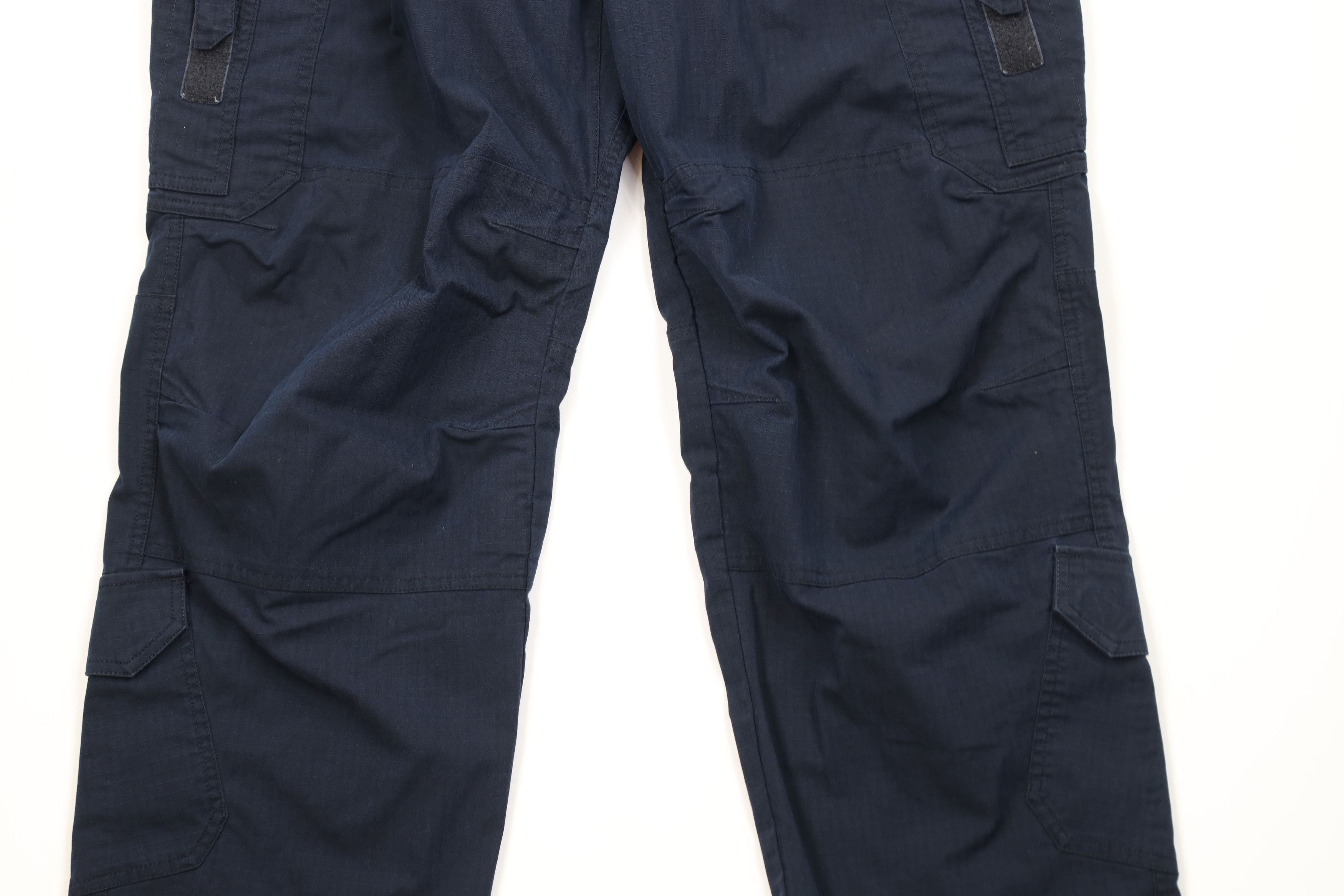 Vintage 5.11 Tactical Series EMS Uniform Cargo Pants Navy Blue Size US 36 / EU 52 - 3 Thumbnail