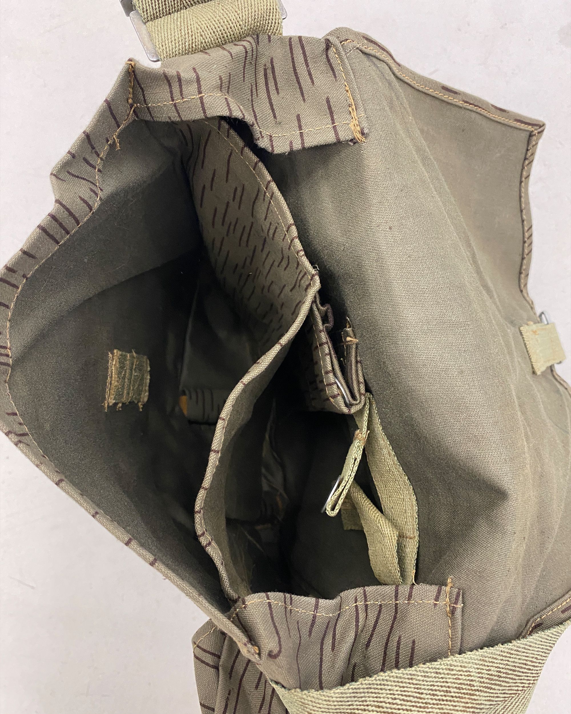 Vintage 1960s NVA Camo Gas Mask UTV Bag Size ONE SIZE - 5 Thumbnail