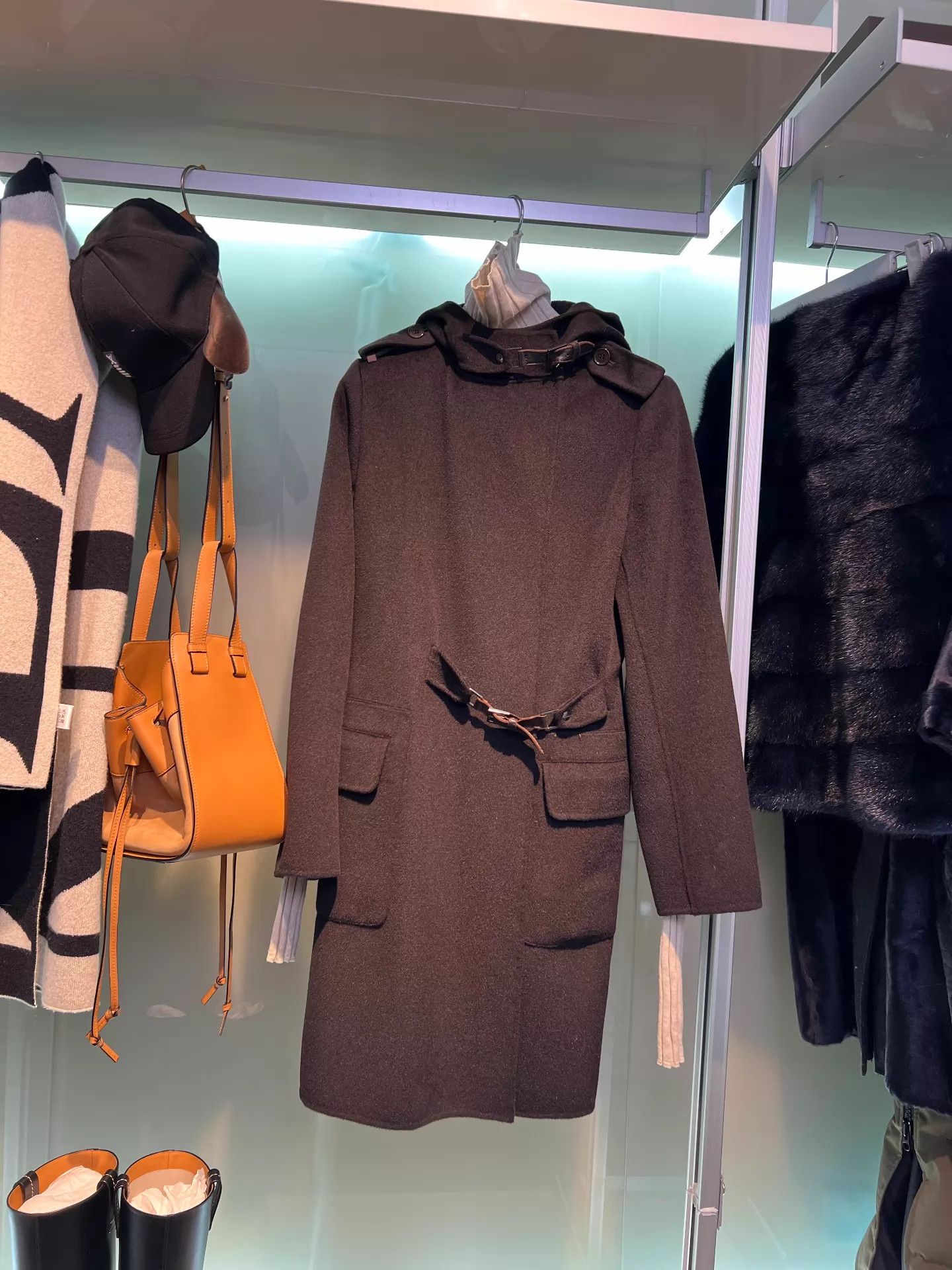 Max Mara Maxmara Chestnut Hooded Leather Tabs Wool Coat 40 Size M / US 6-8 / IT 42-44 - 2 Thumbnail