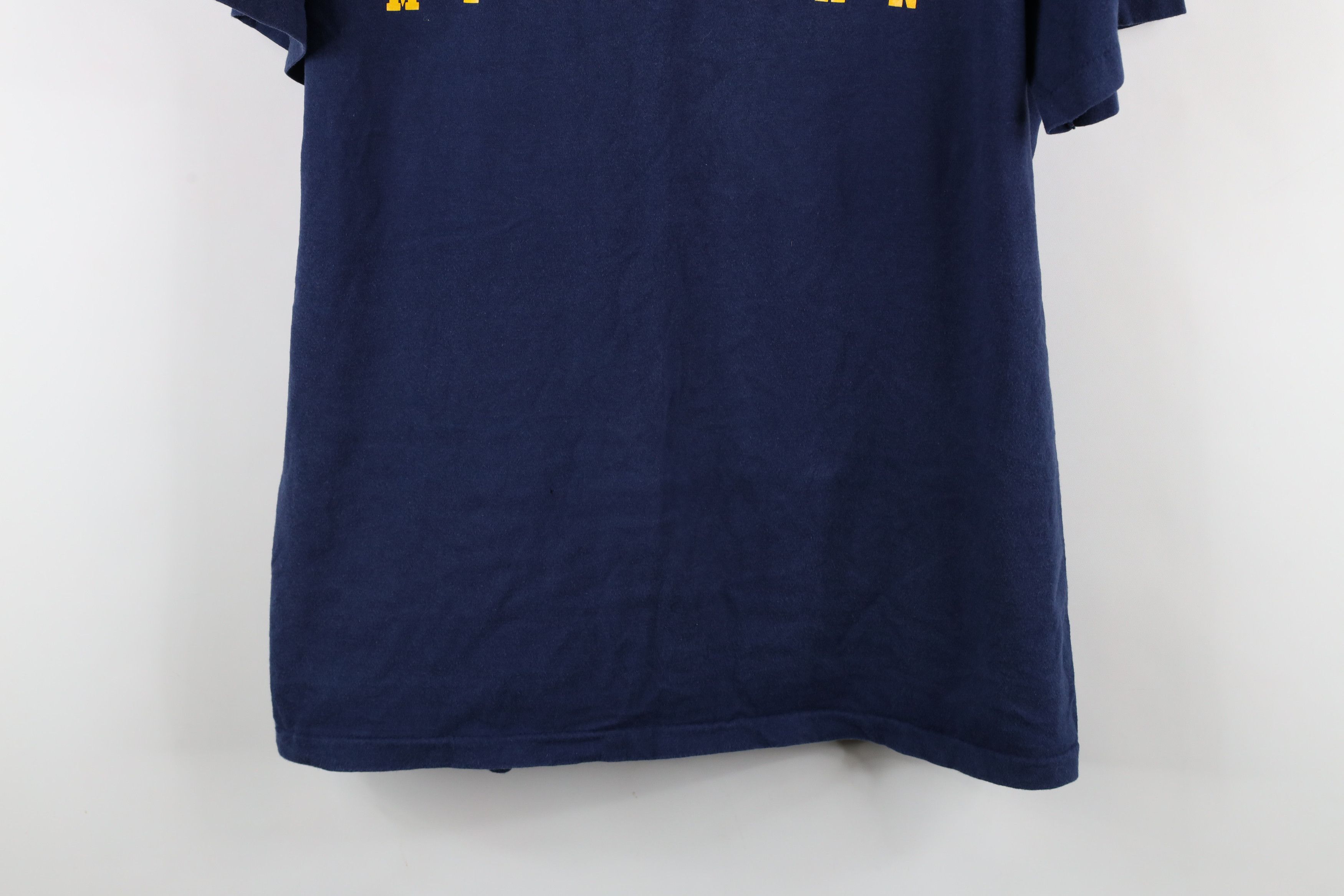 Vintage Vintage 90s Out Sign Language University of Michigan T-Shirt Size US L / EU 52-54 / 3 - 3 Thumbnail