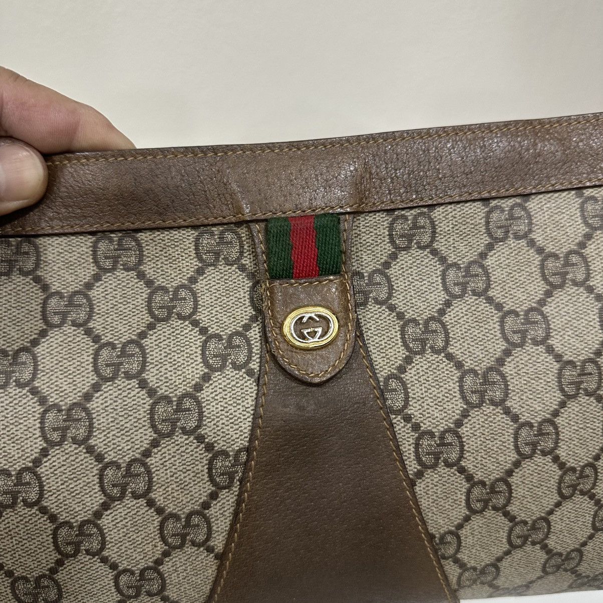 Gucci ‼️YES‼️ VINTAGE GUCCI GG SUPREME WEB POUCH CLUTCH BAG Size ONE SIZE - 5 Thumbnail