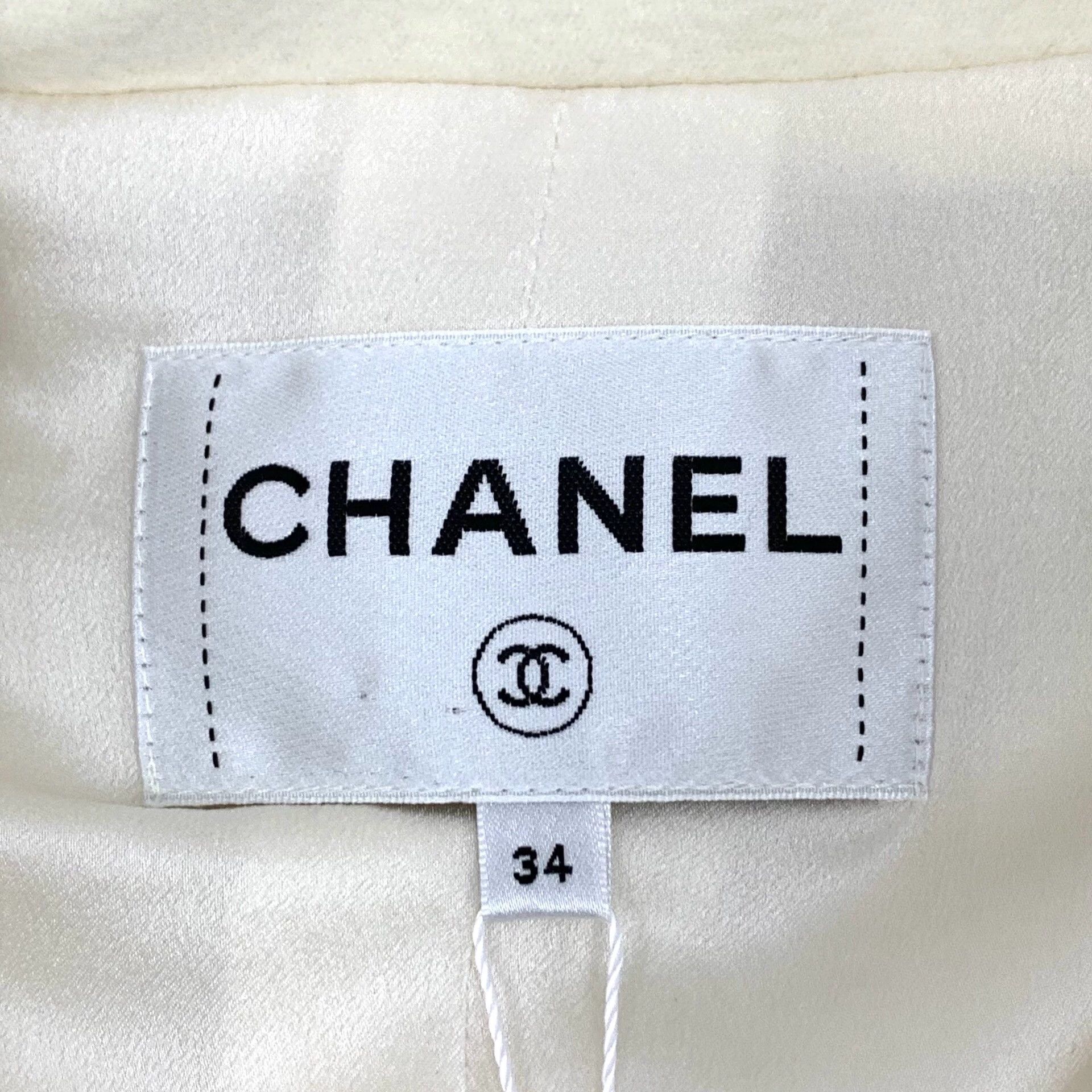 Chanel Chanel Off-white Wool Double-breasted Long-Sleeve Coat Size XS / US 0-2 / IT 36-38 - 6 Thumbnail