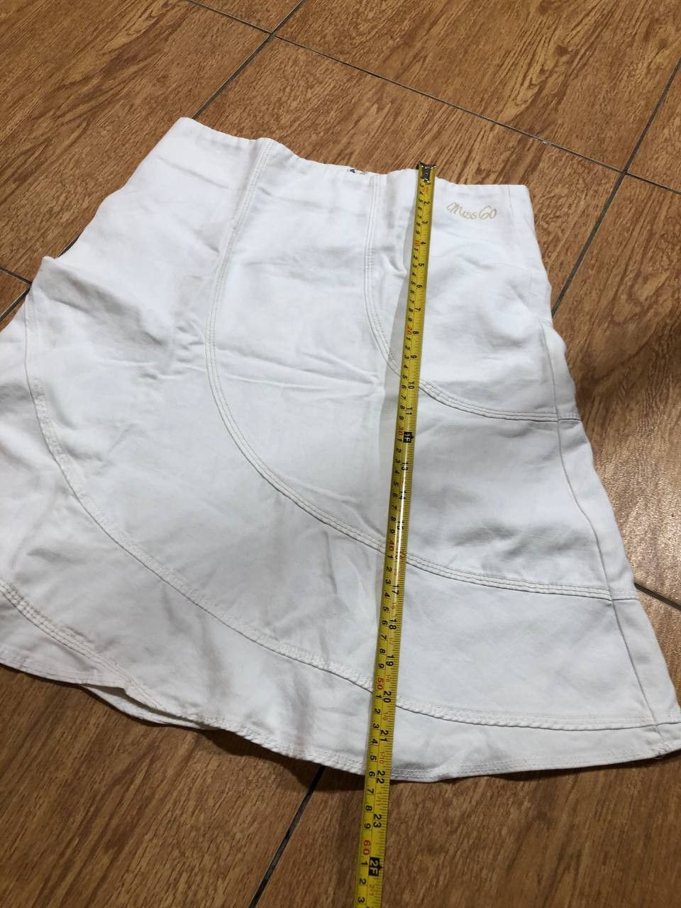 Miss Sixty Rare Vintage Miss Sixty Skirt Pleated white vintage Y2K Size 27" / US 4 / IT 40 - 9 Thumbnail