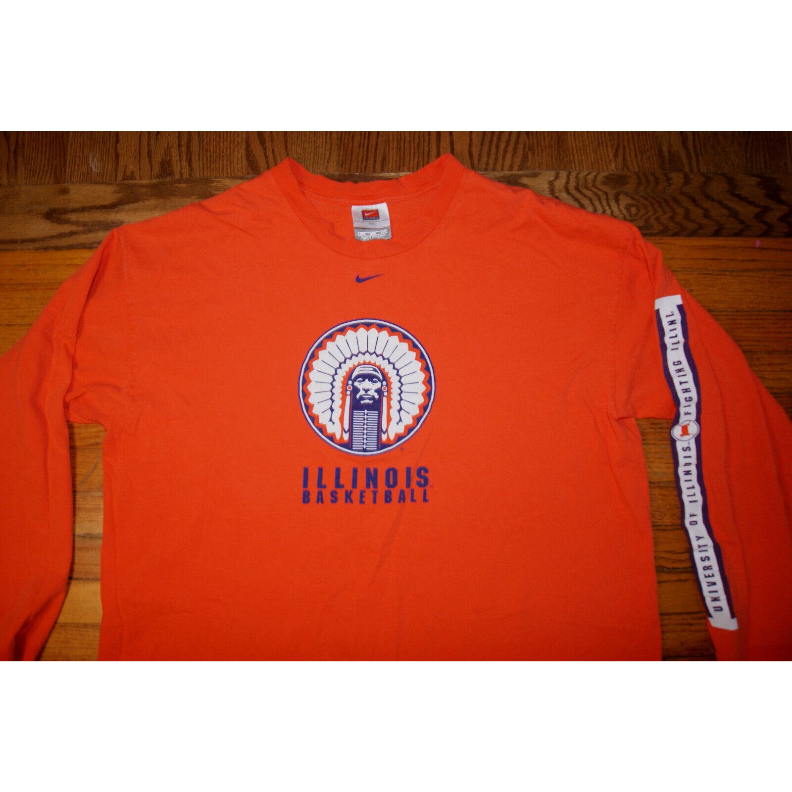 Nike VTG ILLINOIS FIGHTING ILLIN Nike TShirt Chief Basketball 2XL Size US XXL / EU 58 / 5 - 1 Thumbnail